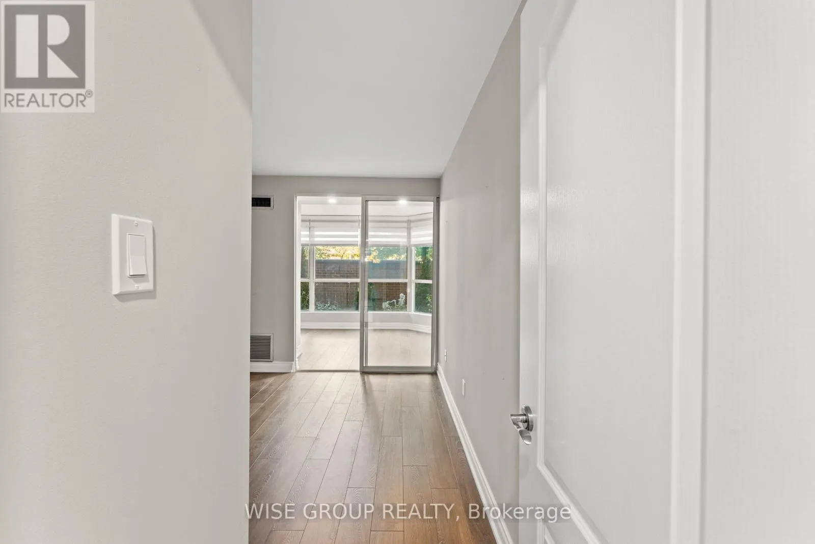 113 - 5 WELDRICK ROAD W