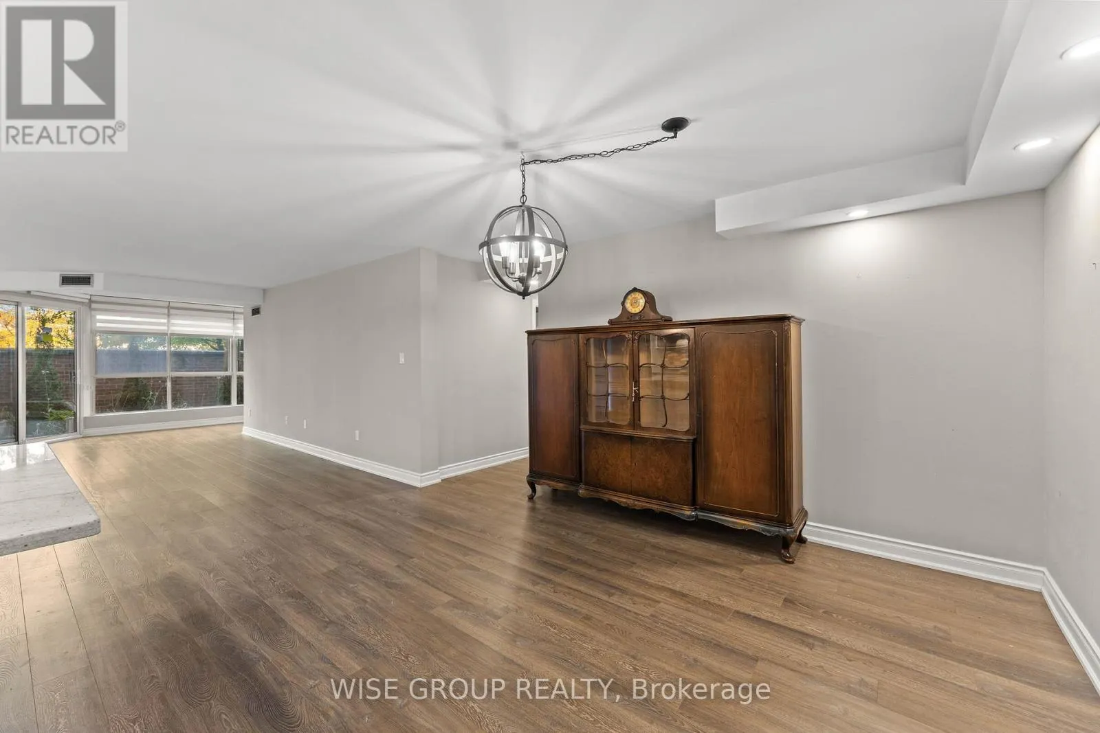 113 - 5 WELDRICK ROAD W