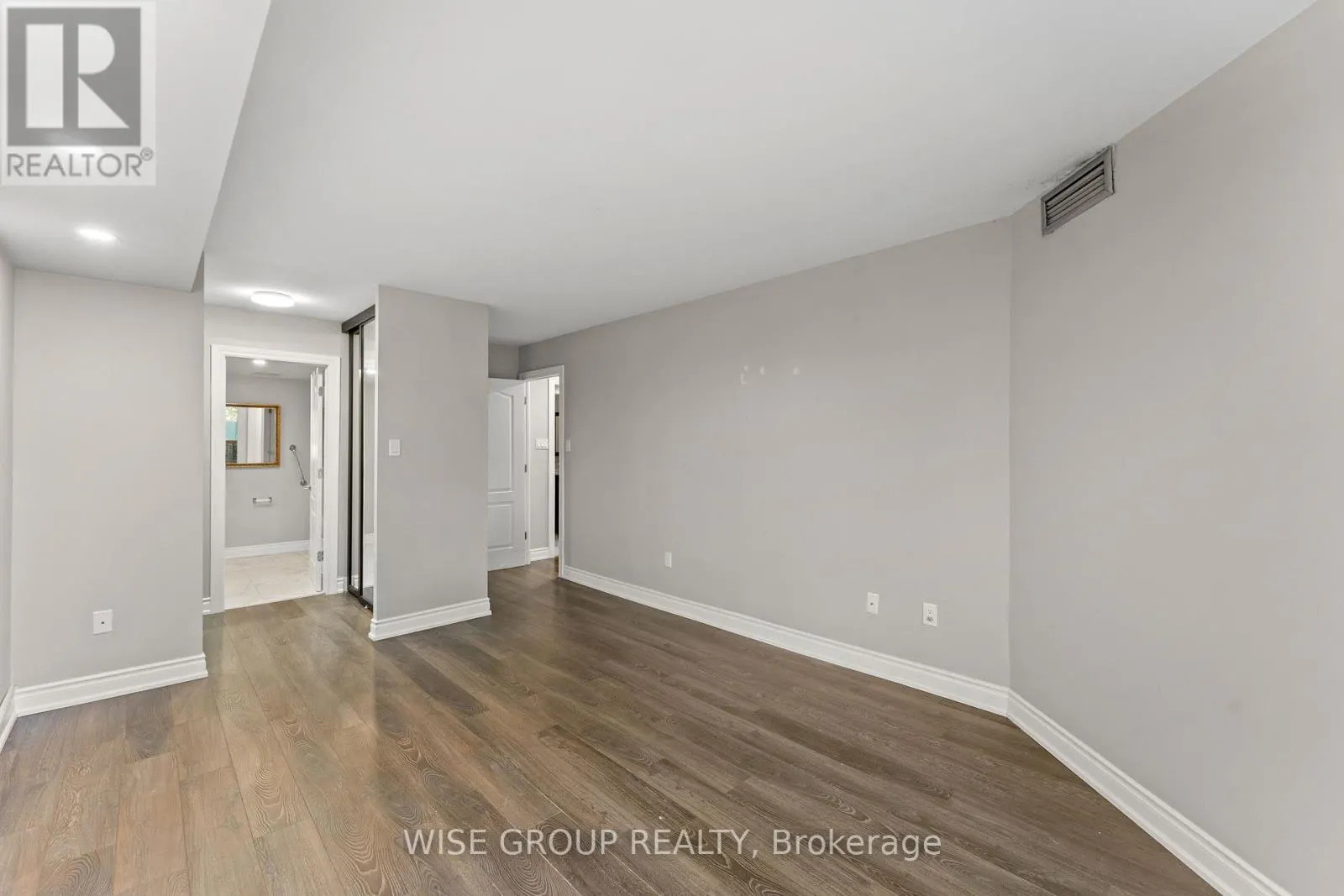 113 - 5 WELDRICK ROAD W