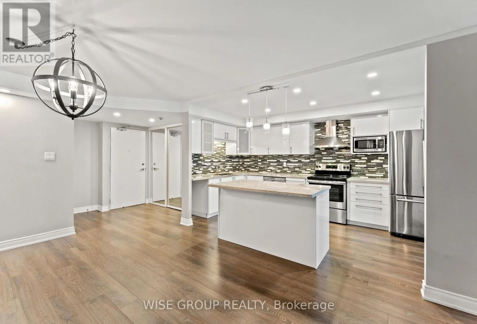 113 - 5 WELDRICK ROAD W