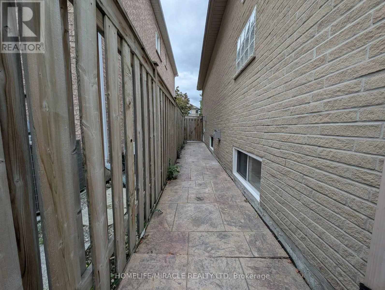 BASEMENT - 63 LOUDON CRESCENT