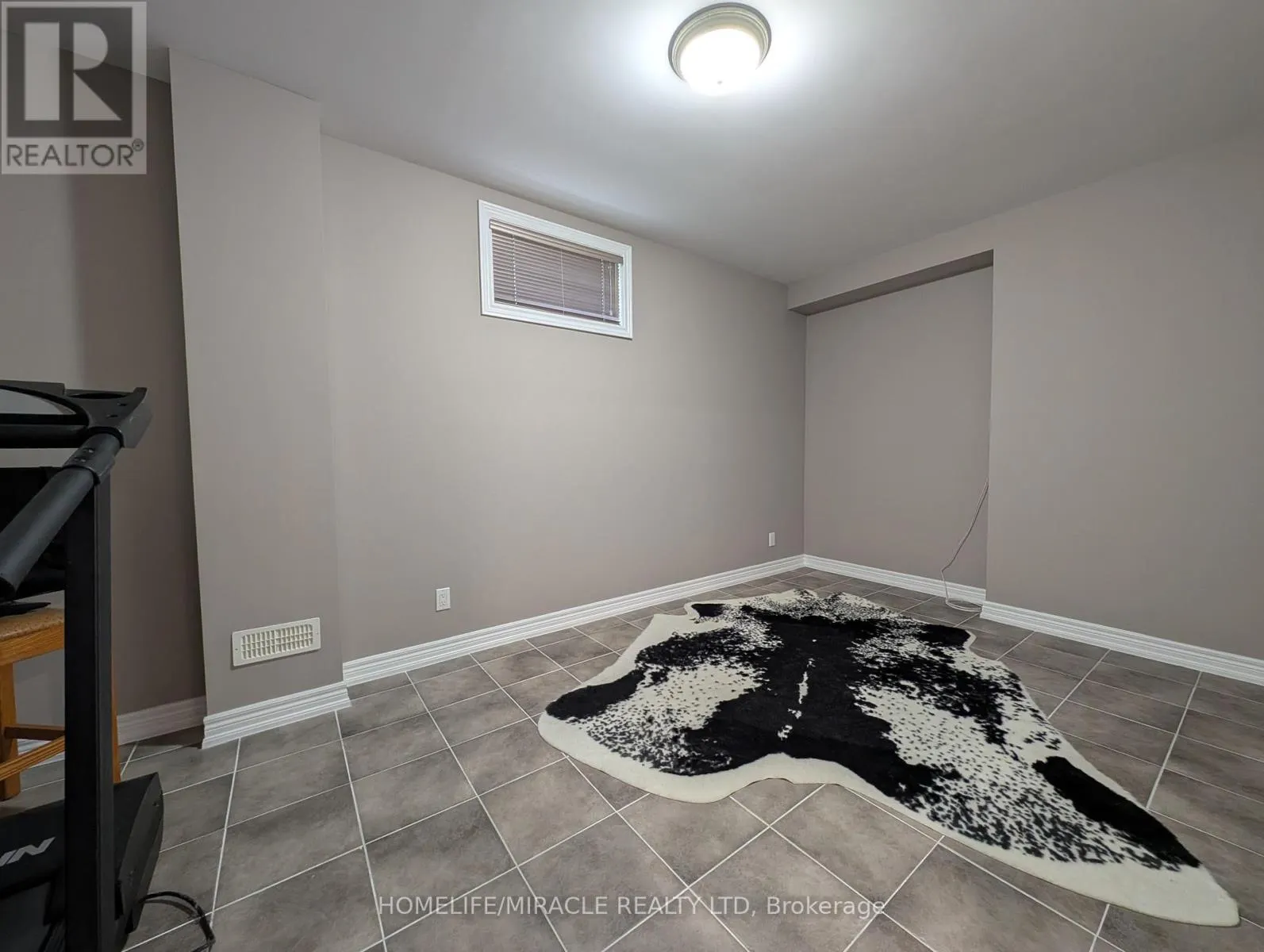 BASEMENT - 63 LOUDON CRESCENT