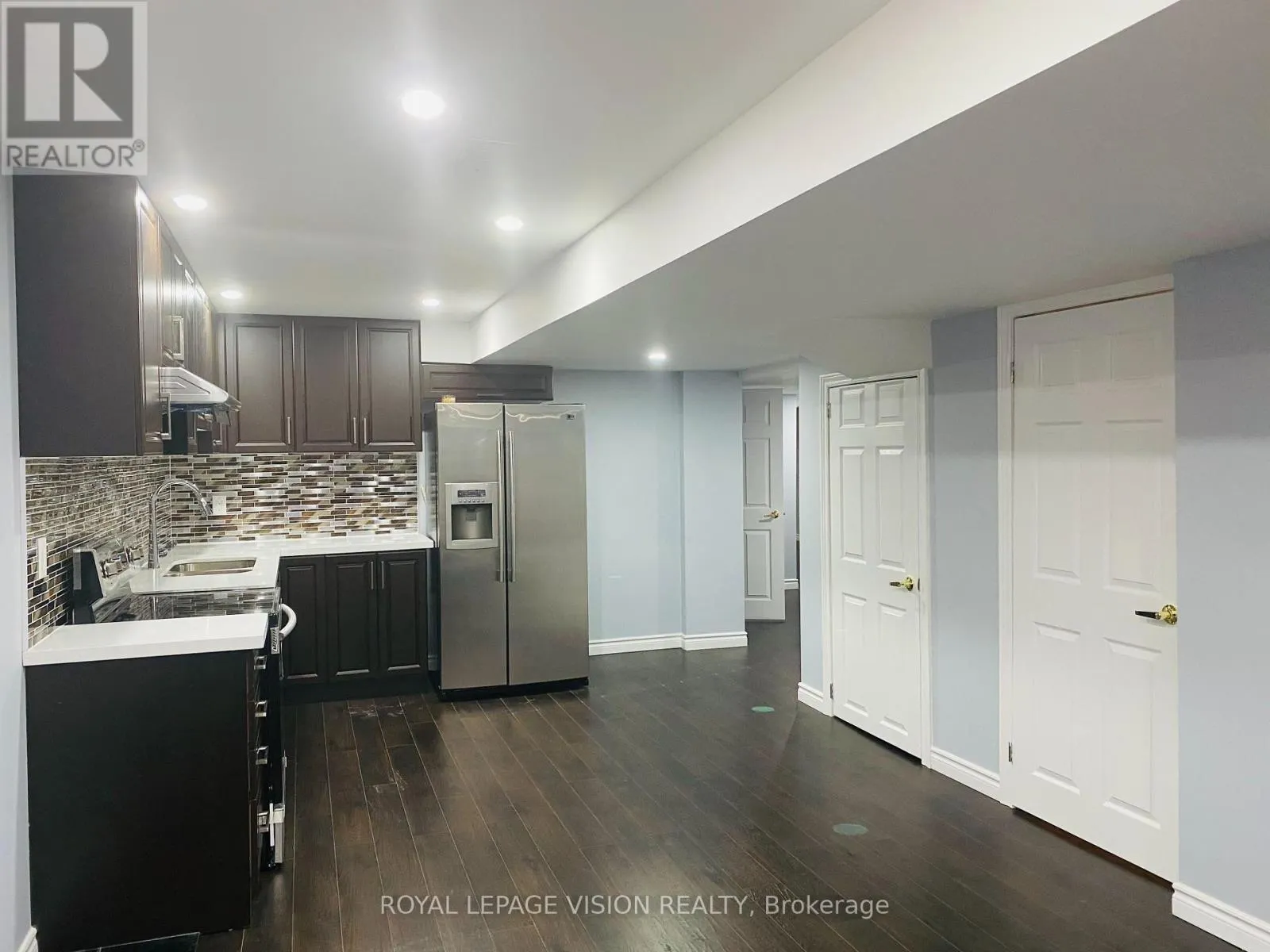 10 GERMAIN CRESCENT