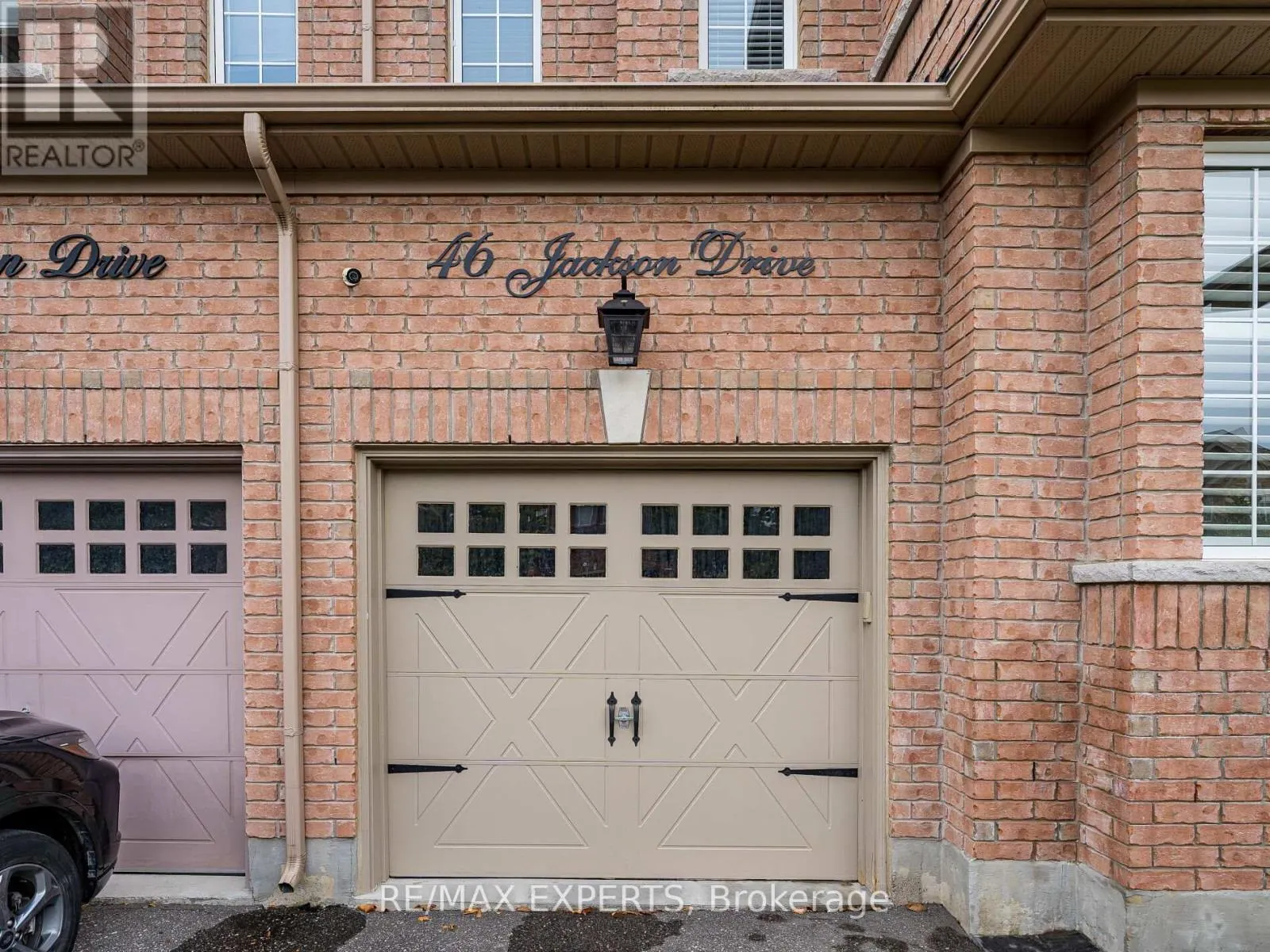46 JACKSON DRIVE
