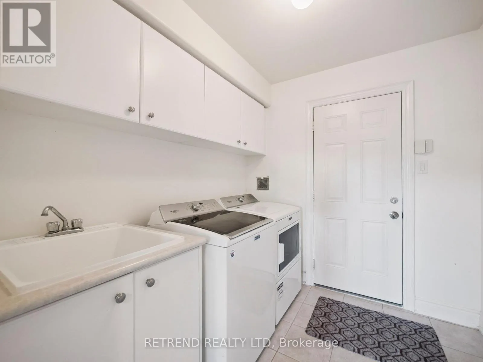 26 GOLDEN SPRUCE LANE