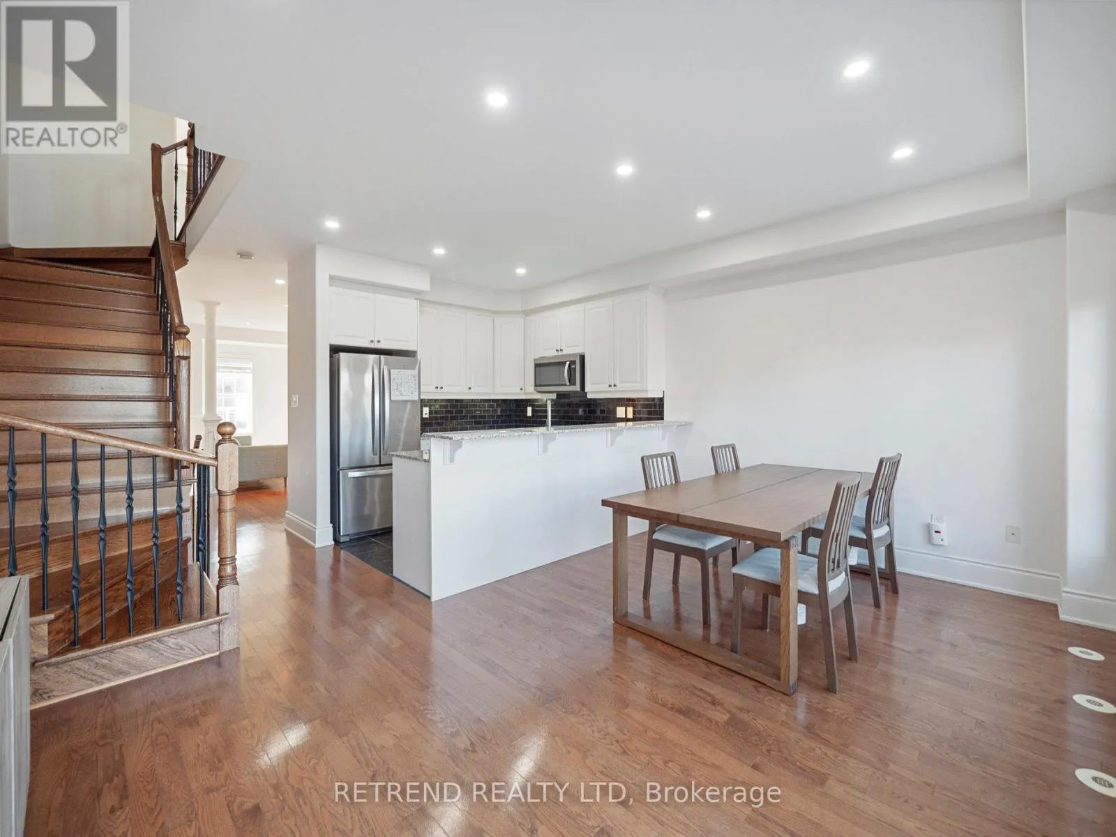 26 GOLDEN SPRUCE LANE