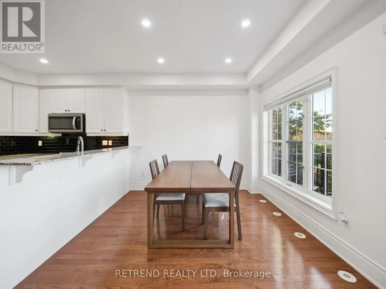 26 GOLDEN SPRUCE LANE