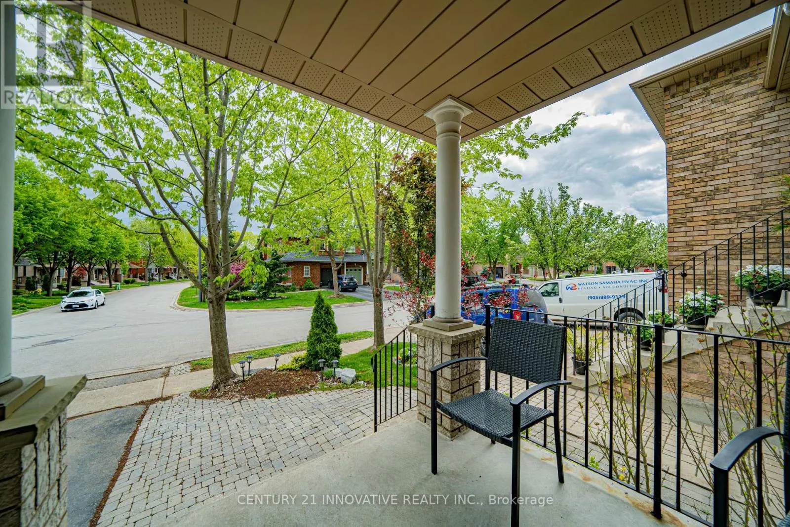 UPPER - 46 LAURA SABRINA DRIVE