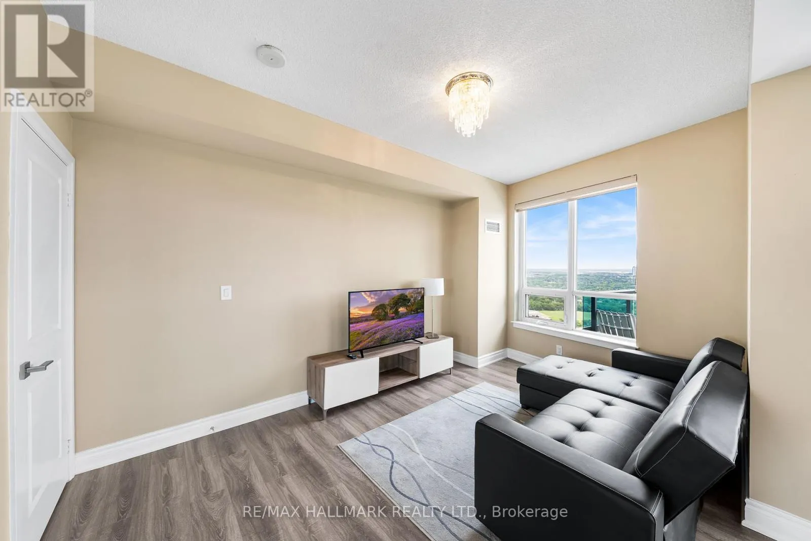PH301 - 7171 YONGE STREET