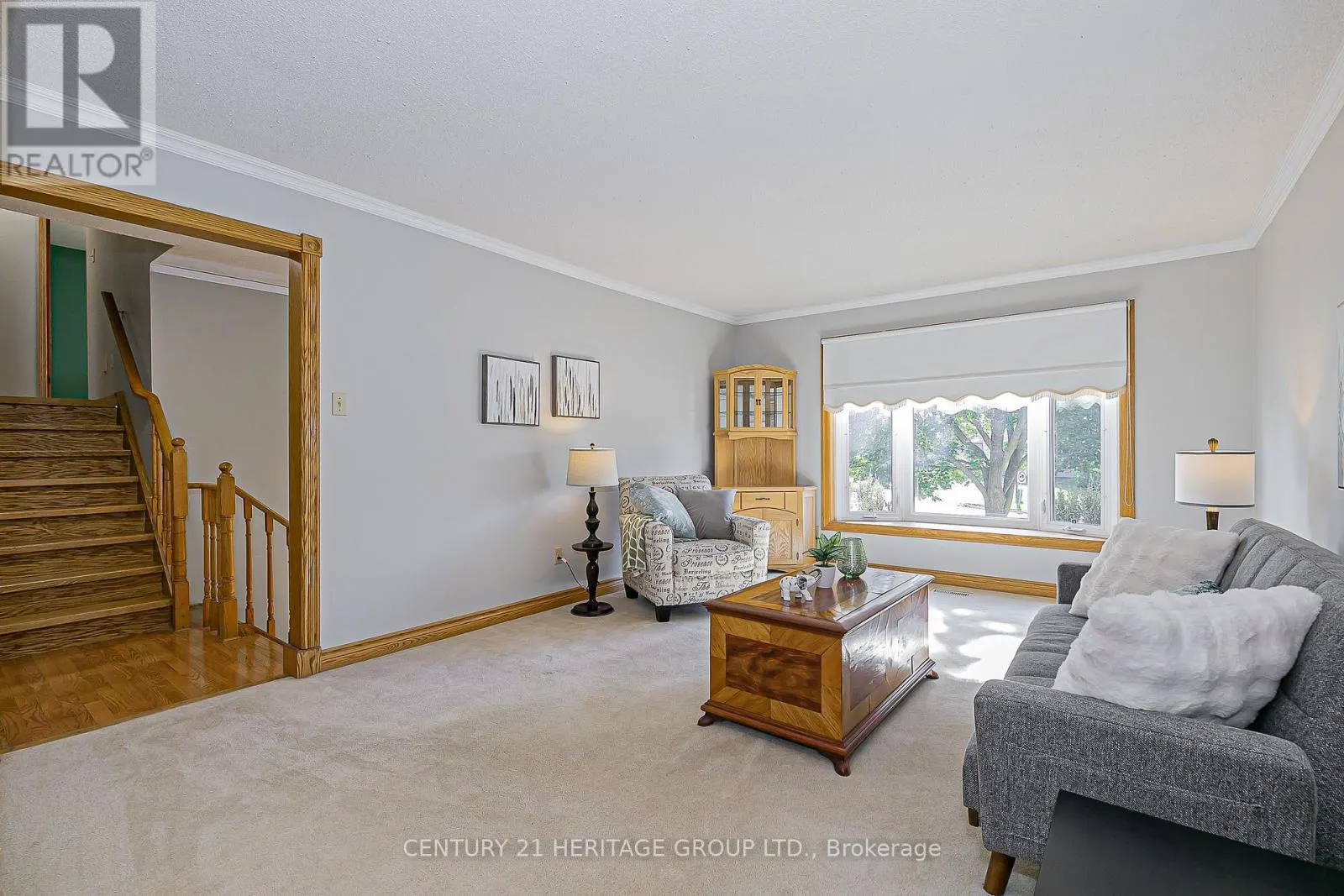 4 BECKETT AVENUE