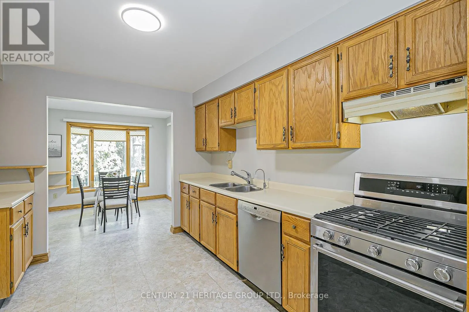 4 BECKETT AVENUE