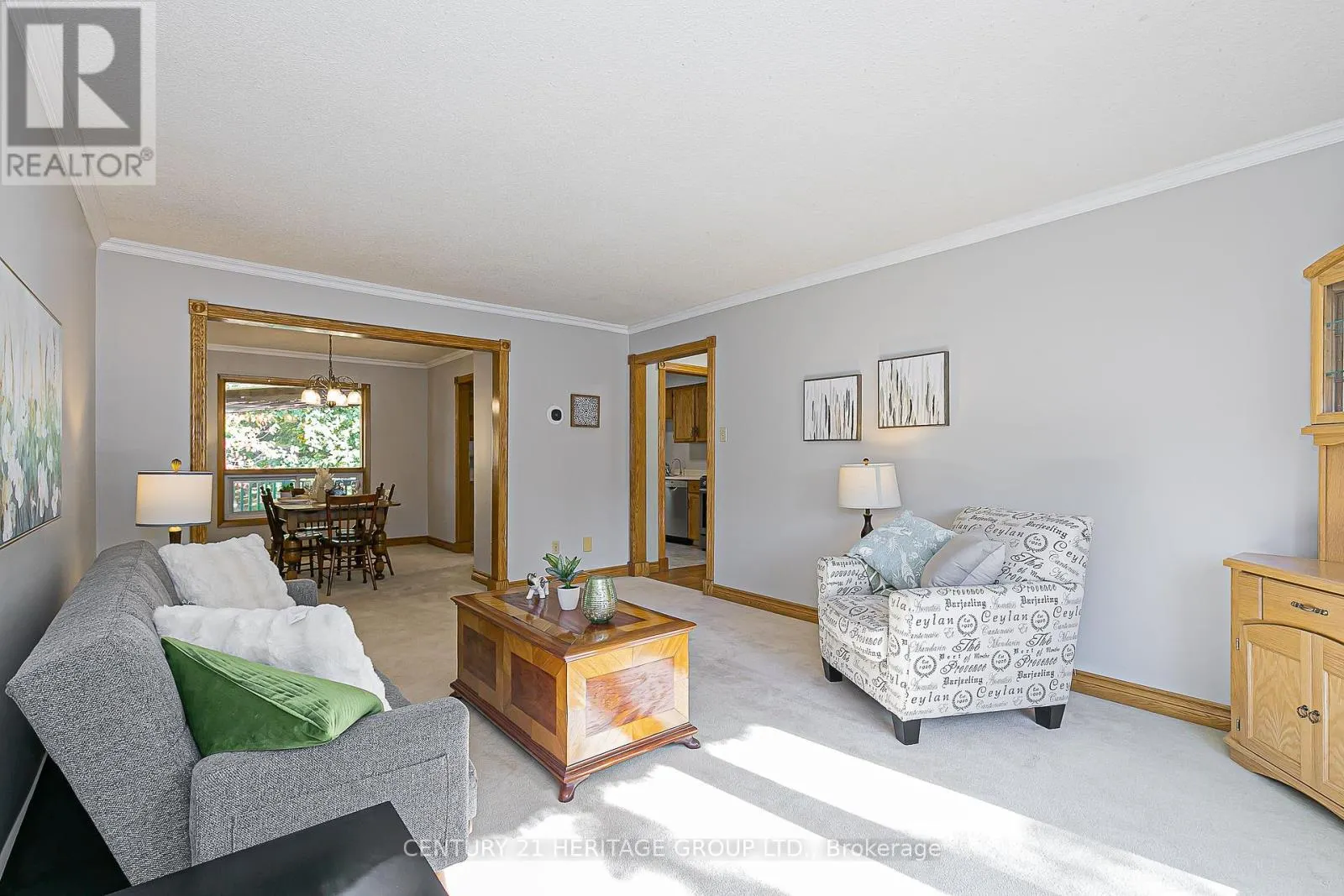 4 BECKETT AVENUE