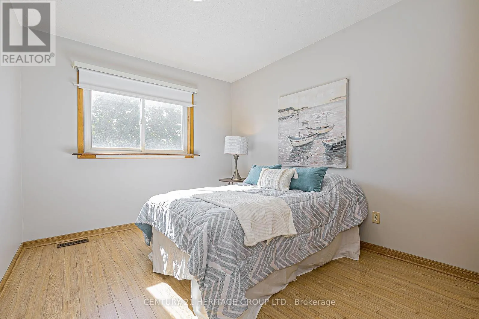 4 BECKETT AVENUE