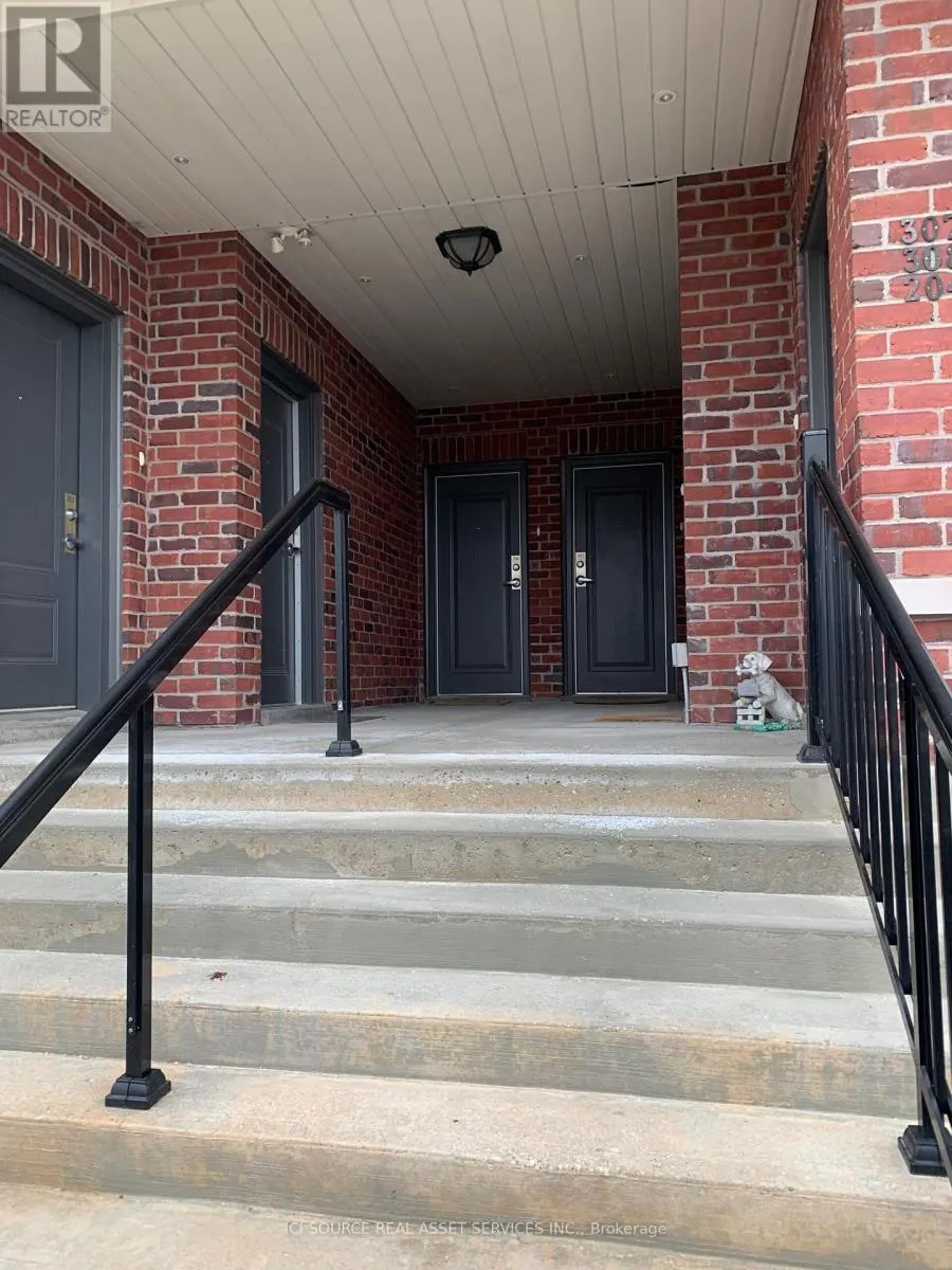 303 - 487 QUEEN STREET