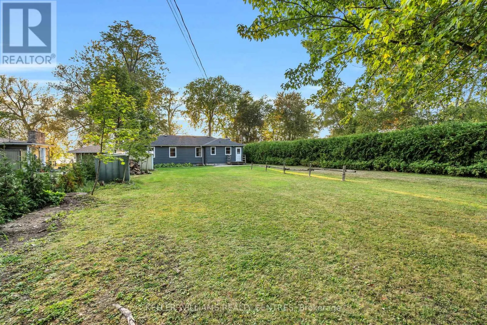 28 MCRAE BEACH ROAD S