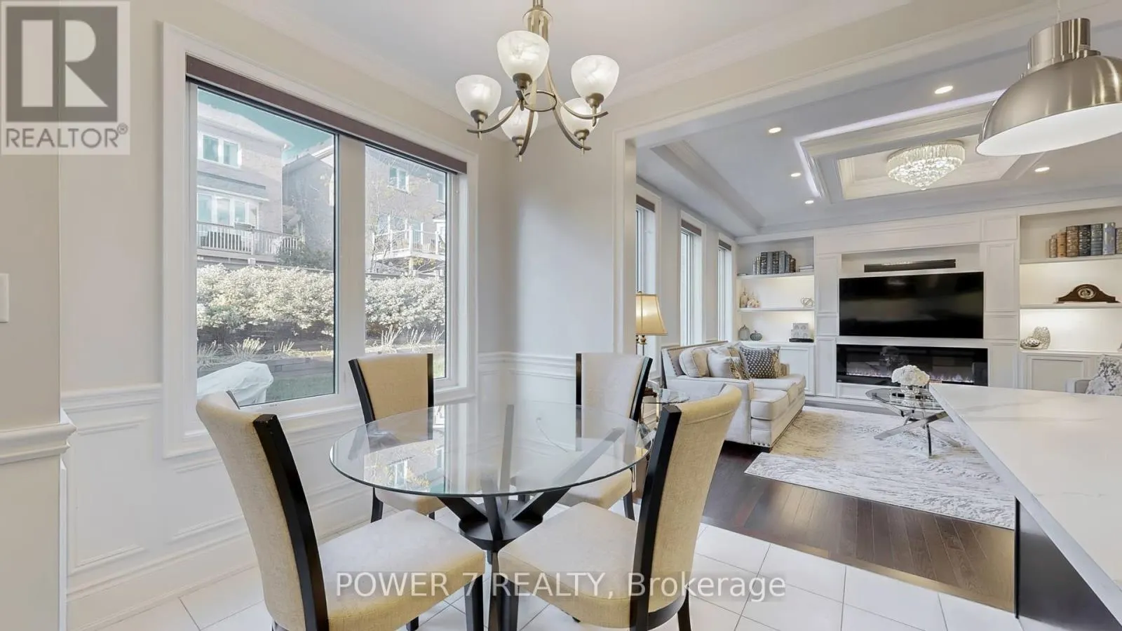241 DEGRAAF CRESCENT