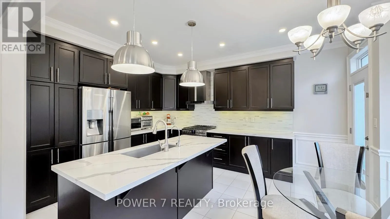 241 DEGRAAF CRESCENT