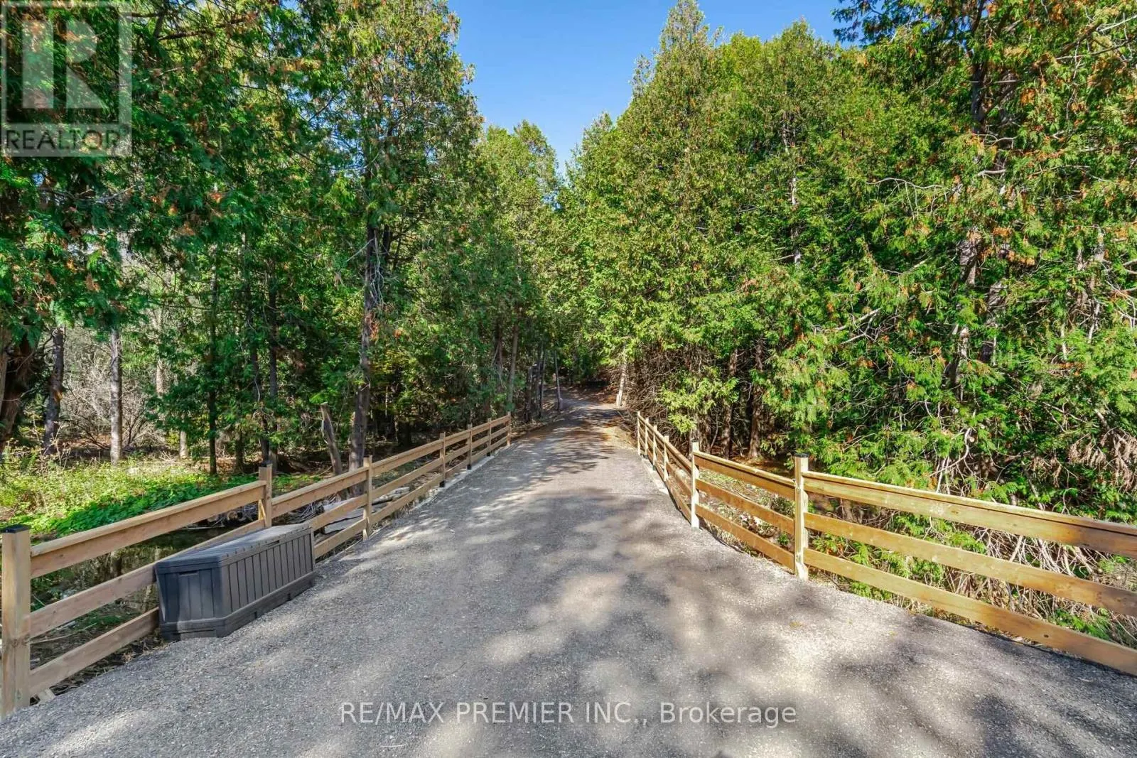 4904 10TH SIDE ROAD