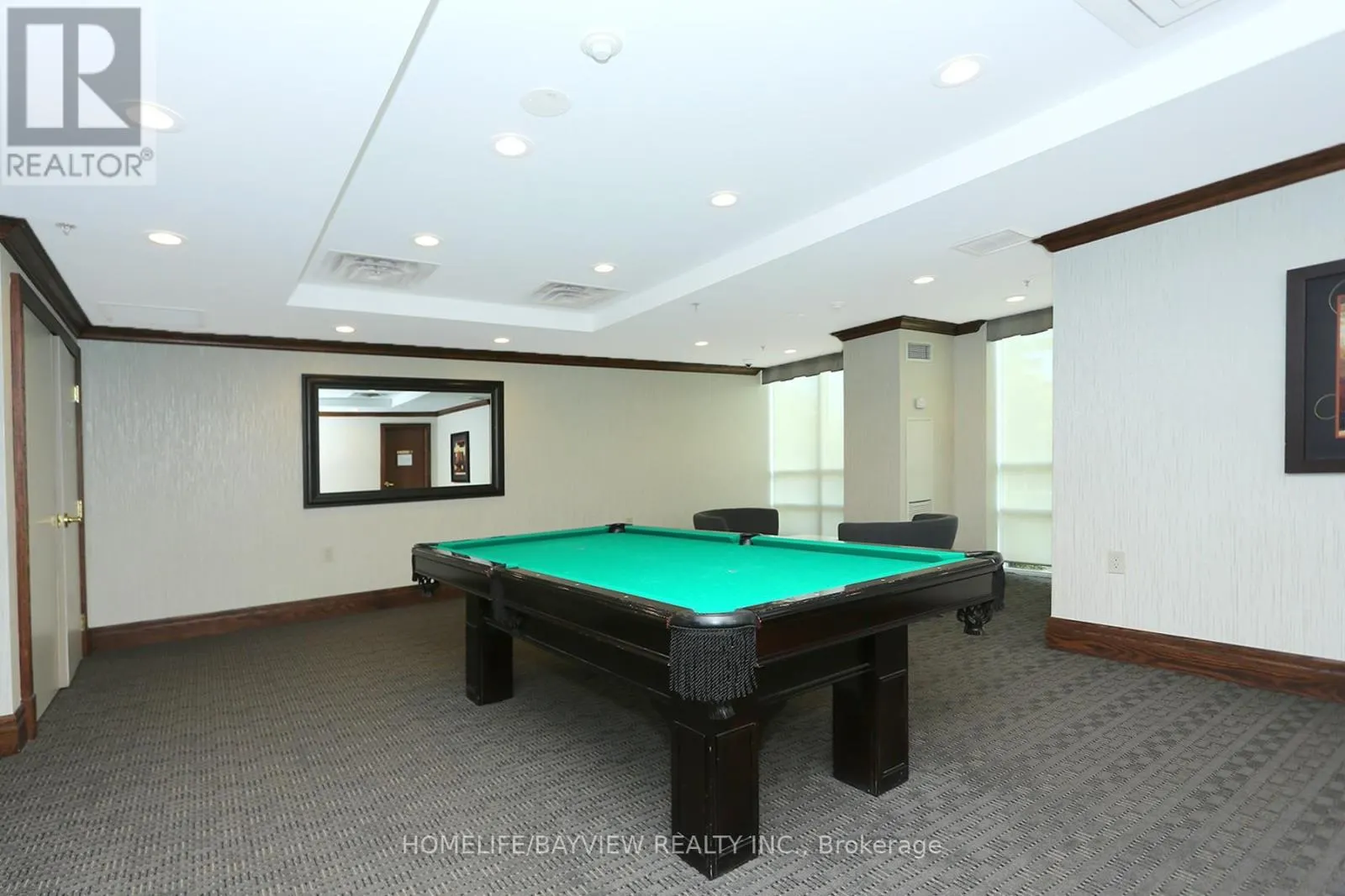 PH12 - 23 ONEIDA CRESCENT