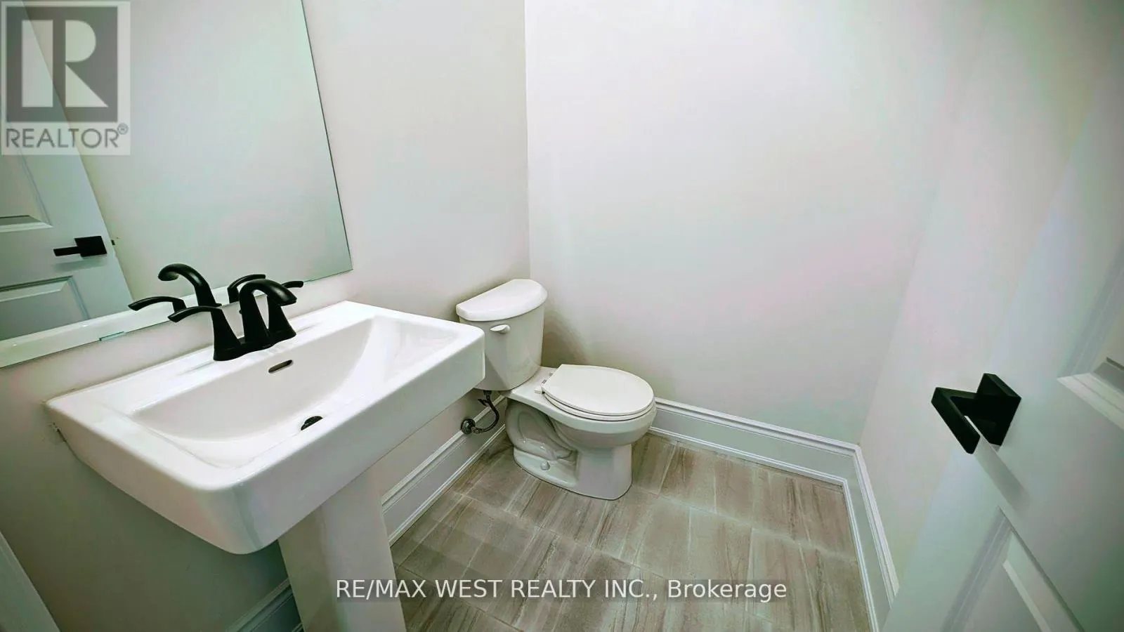 138 WASCANA ROAD