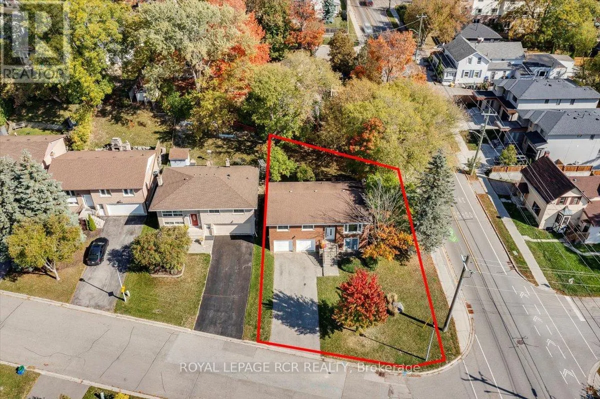 153 STICKWOOD COURT