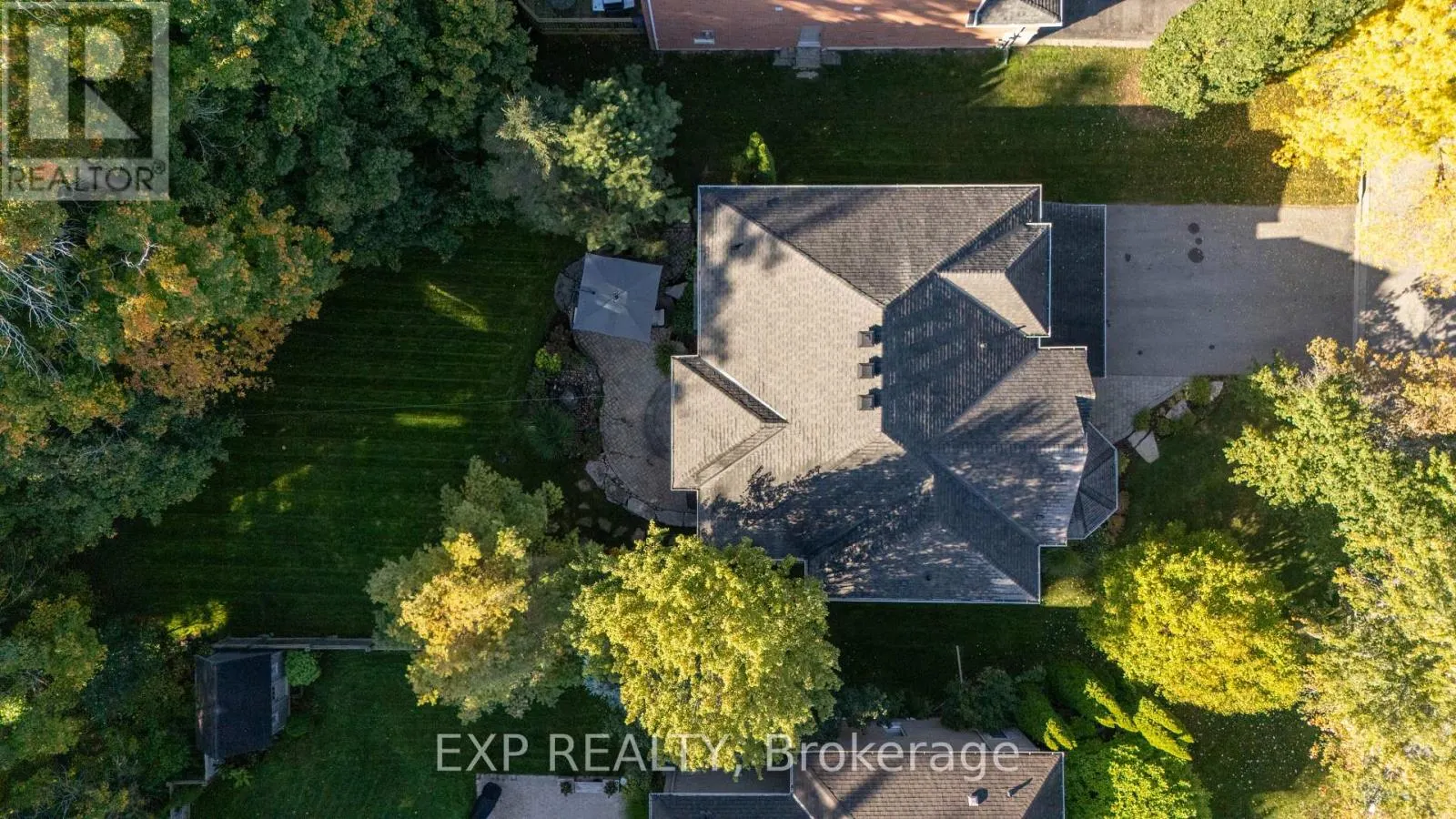 85 WILLIS DRIVE