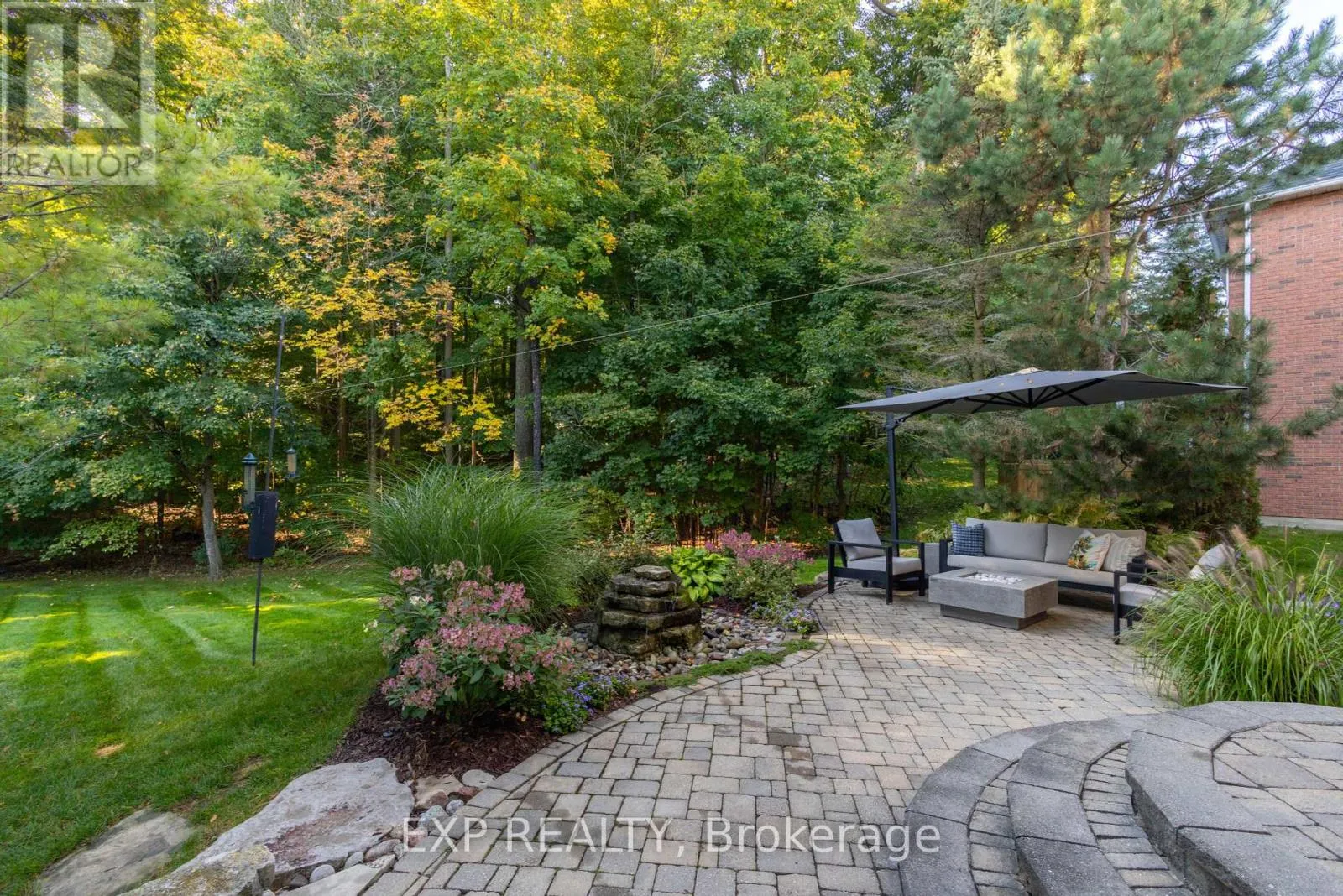 85 WILLIS DRIVE