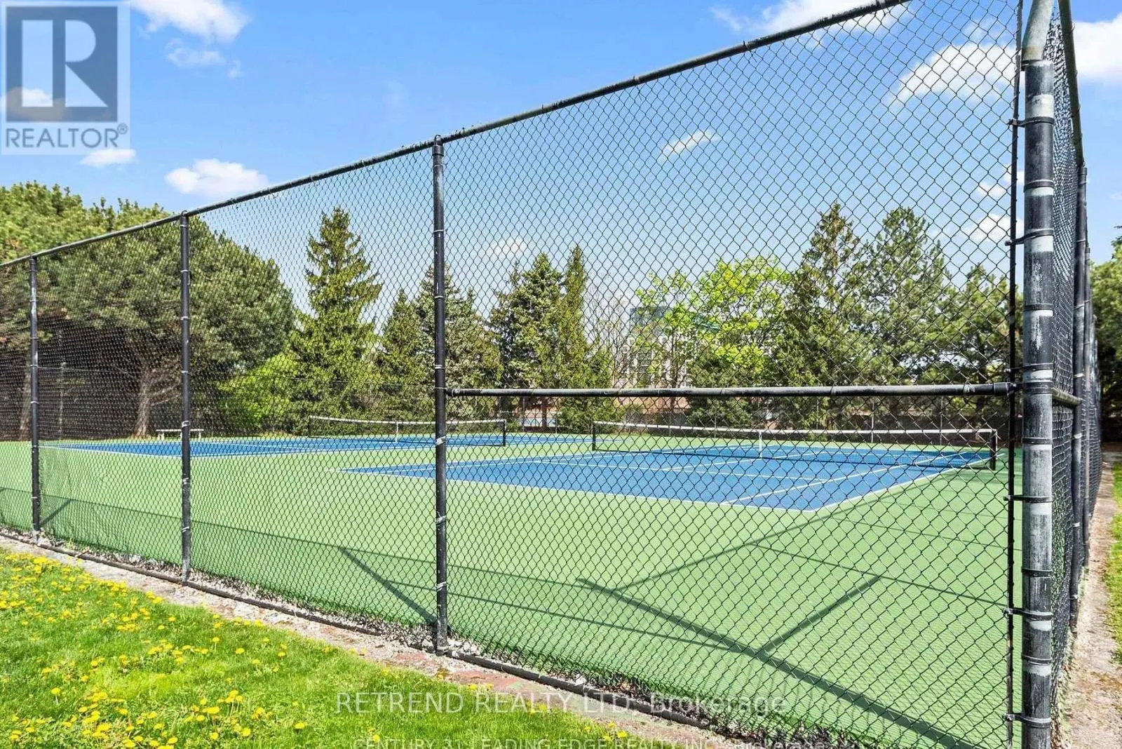 826 - 32 CLARISSA DRIVE