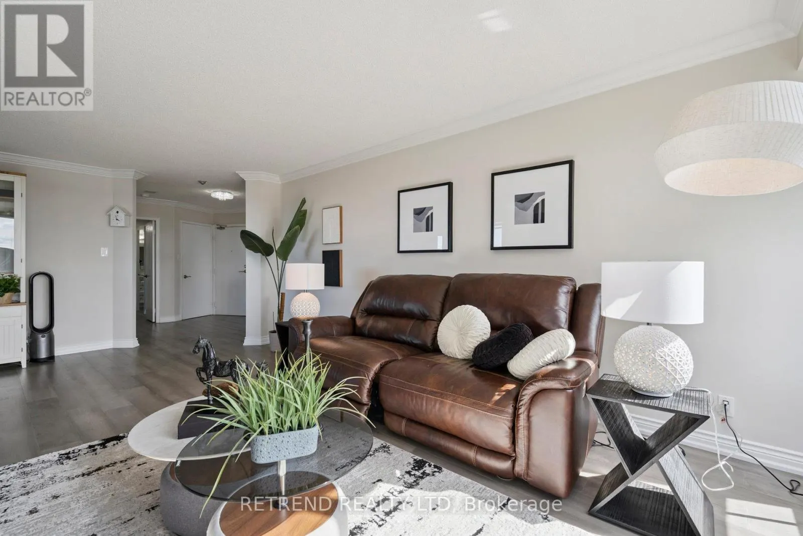 826 - 32 CLARISSA DRIVE