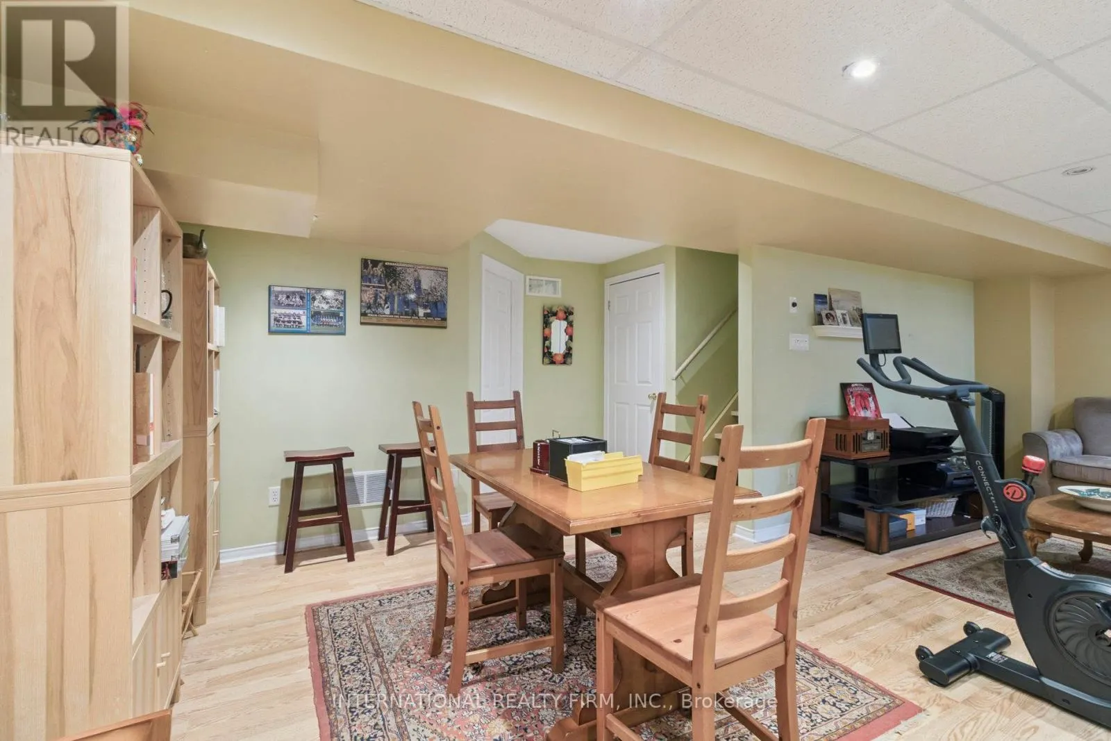76 TIMBERWOLF CRESCENT