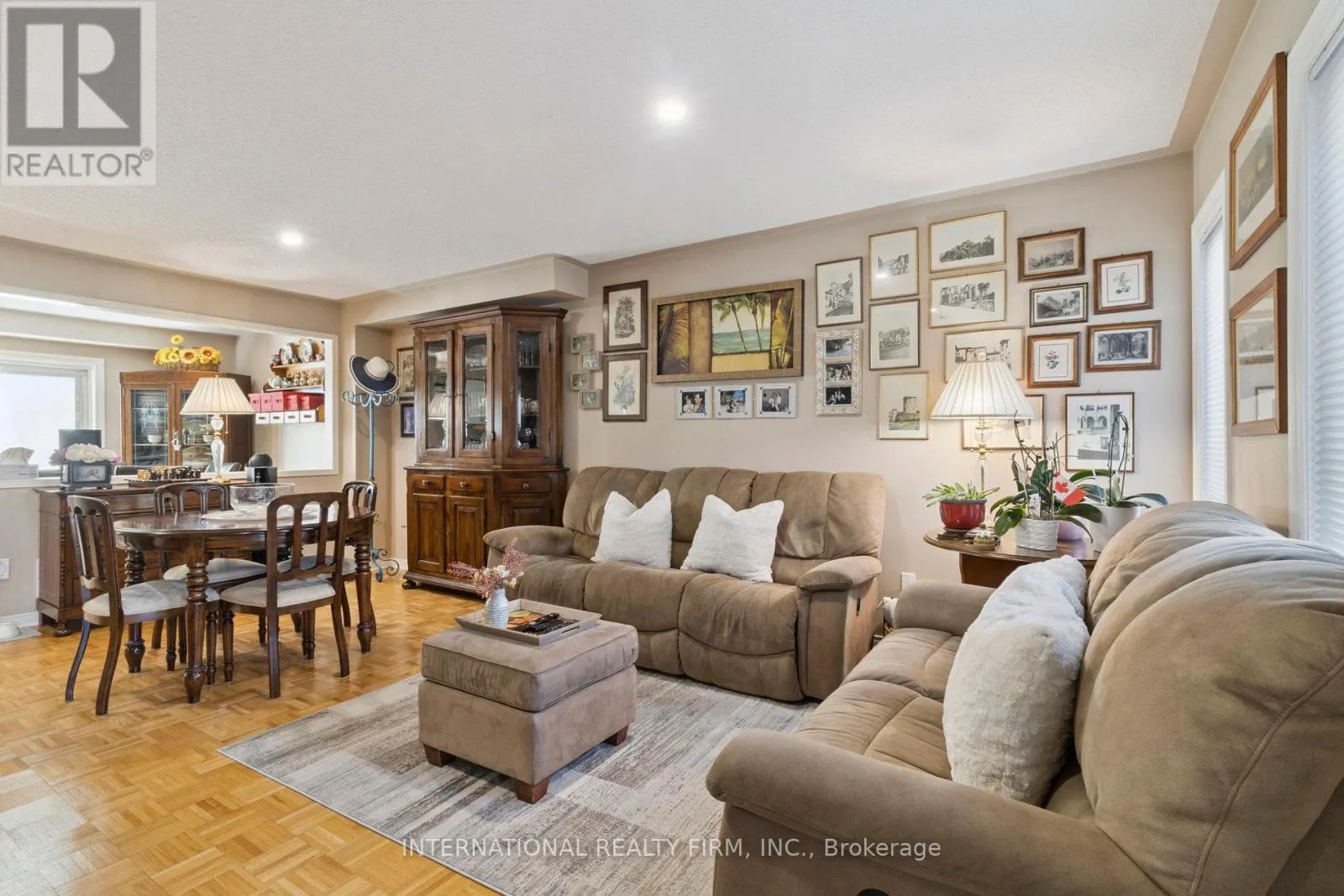 76 TIMBERWOLF CRESCENT