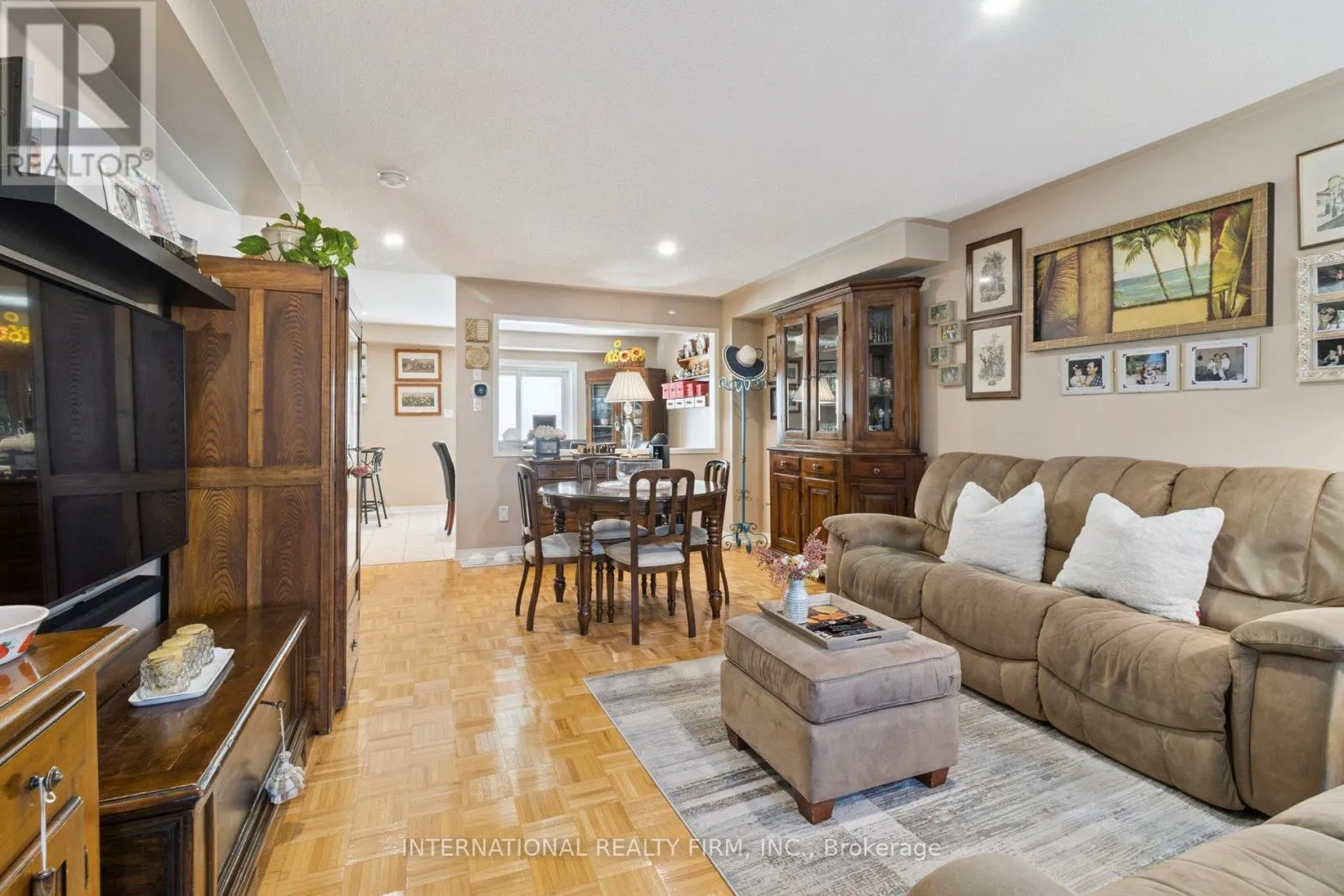 76 TIMBERWOLF CRESCENT