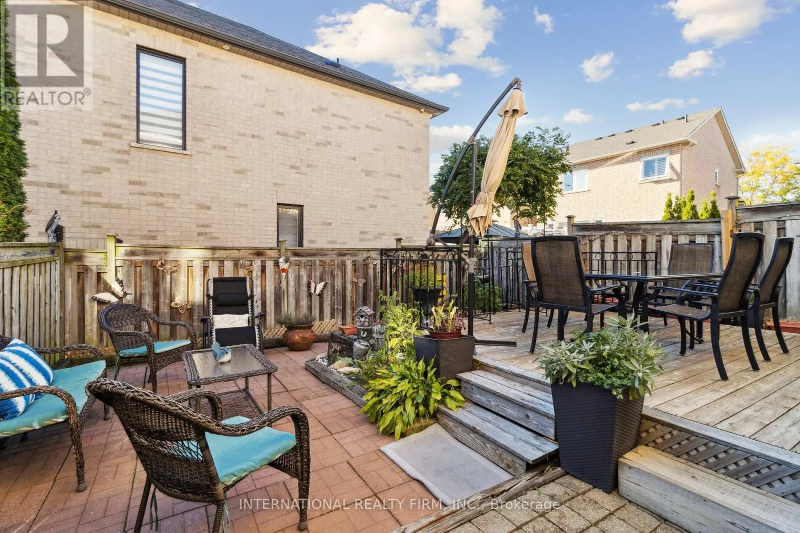 76 TIMBERWOLF CRESCENT