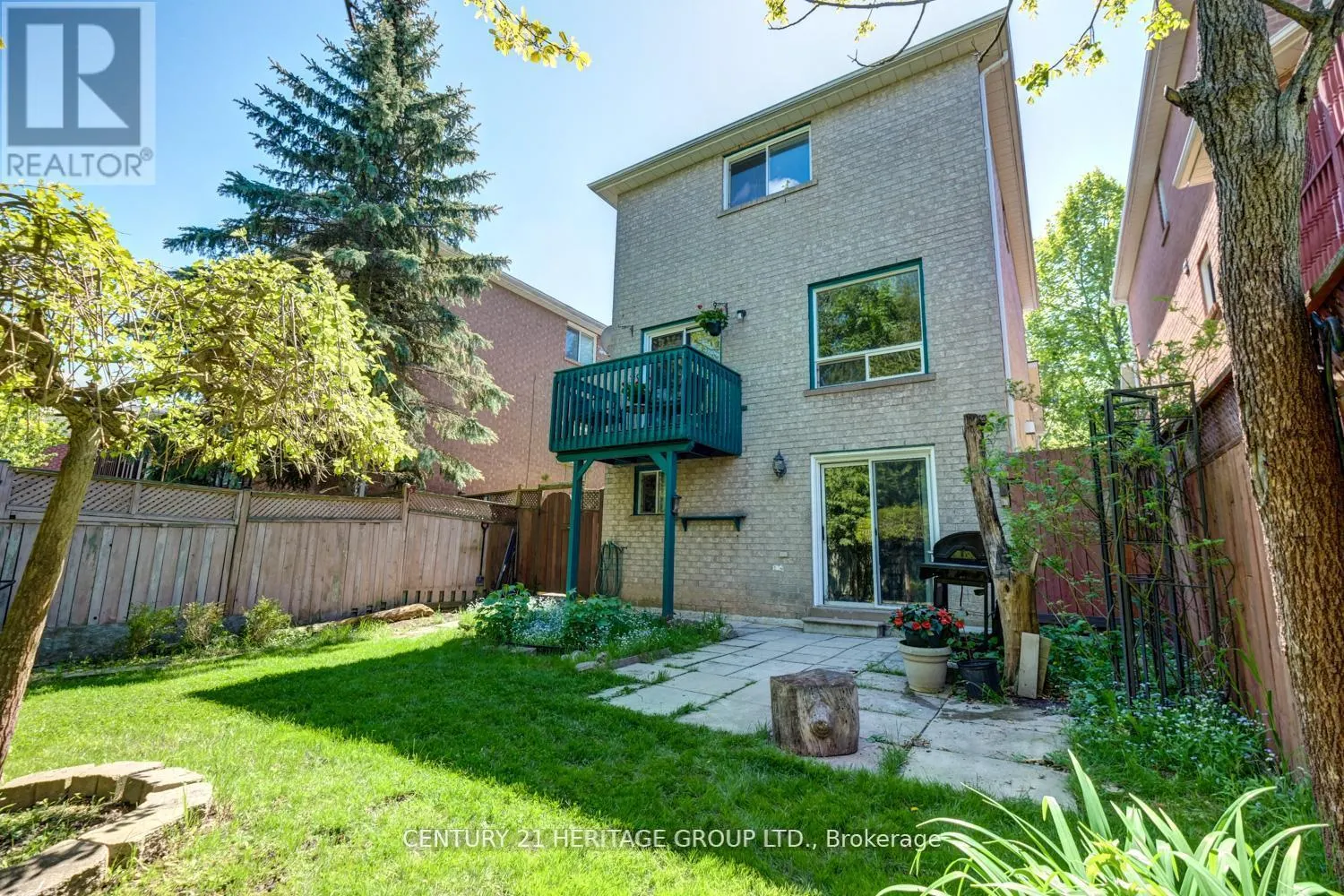 431 CARRUTHERS AVENUE