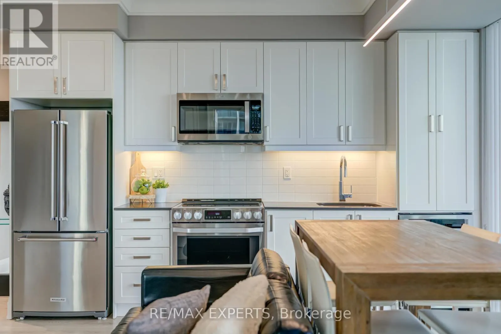2106 - 7895 JANE STREET