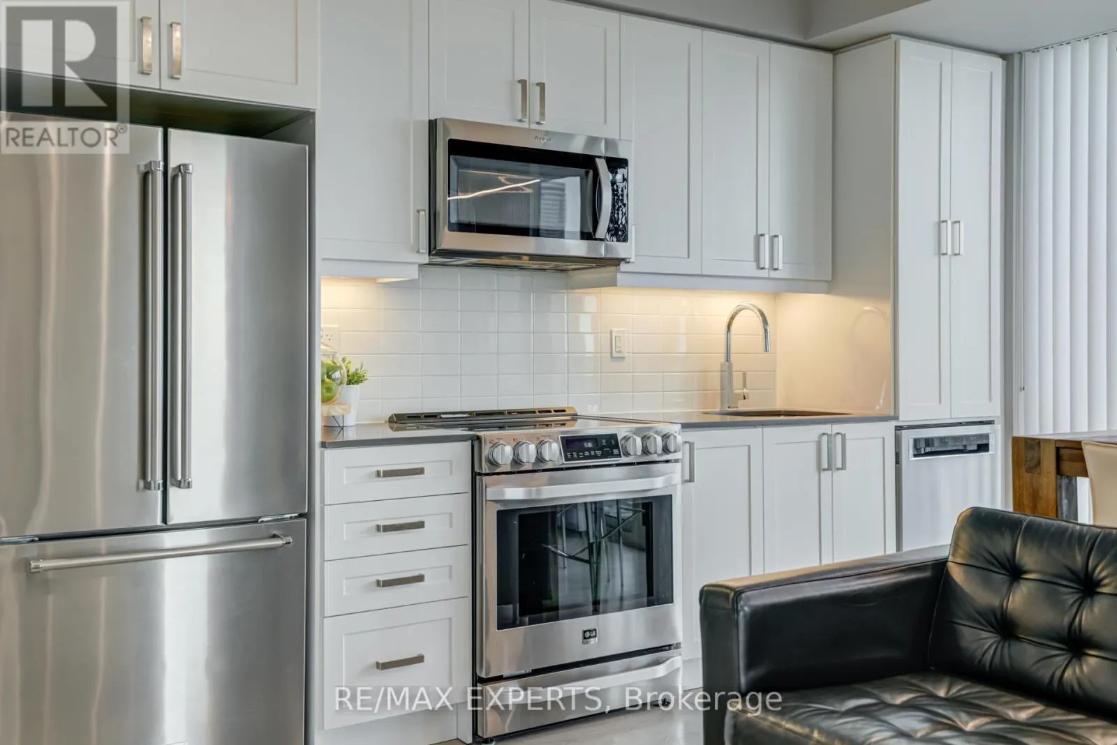 2106 - 7895 JANE STREET