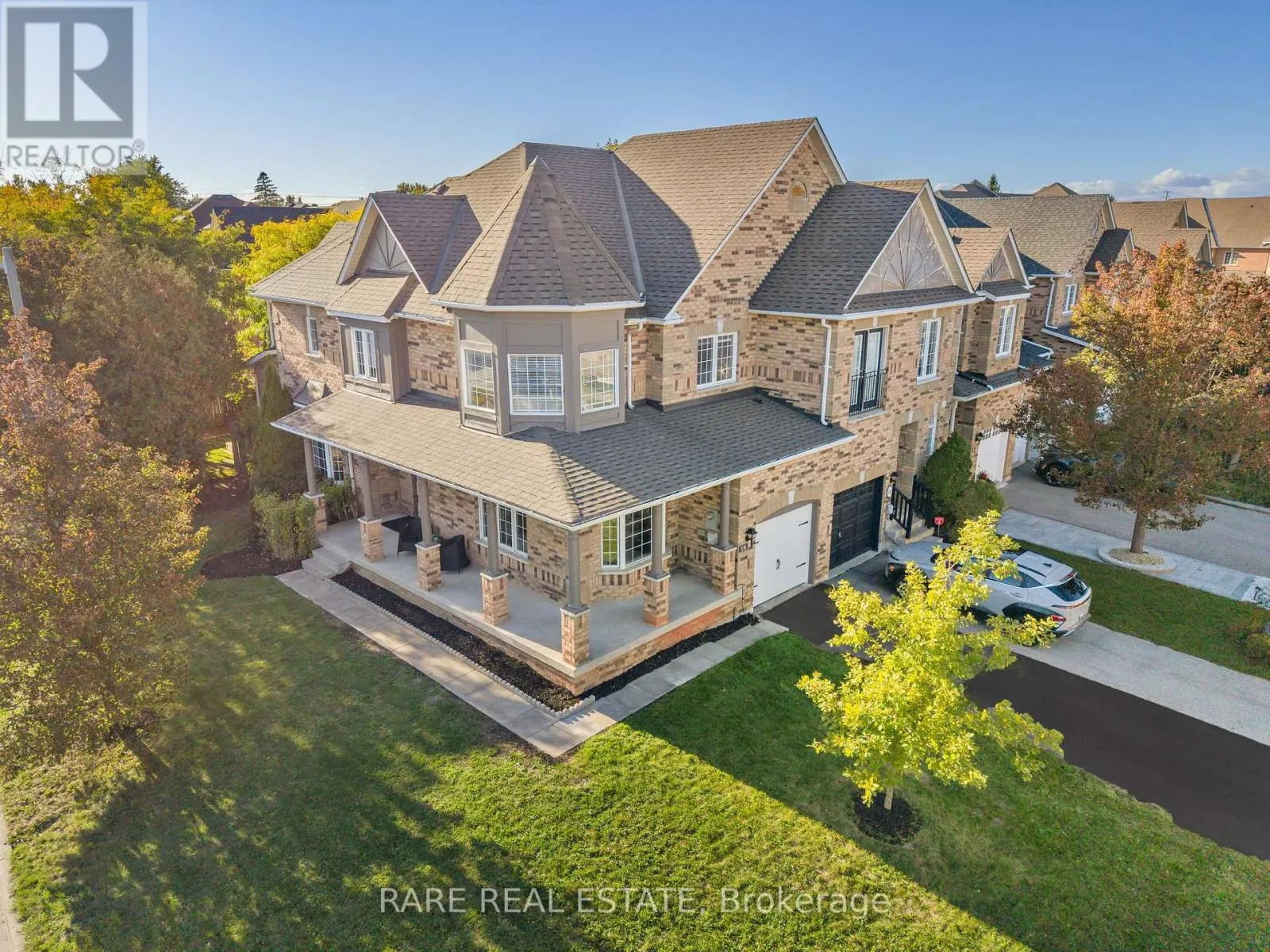 16 EBONY GATE