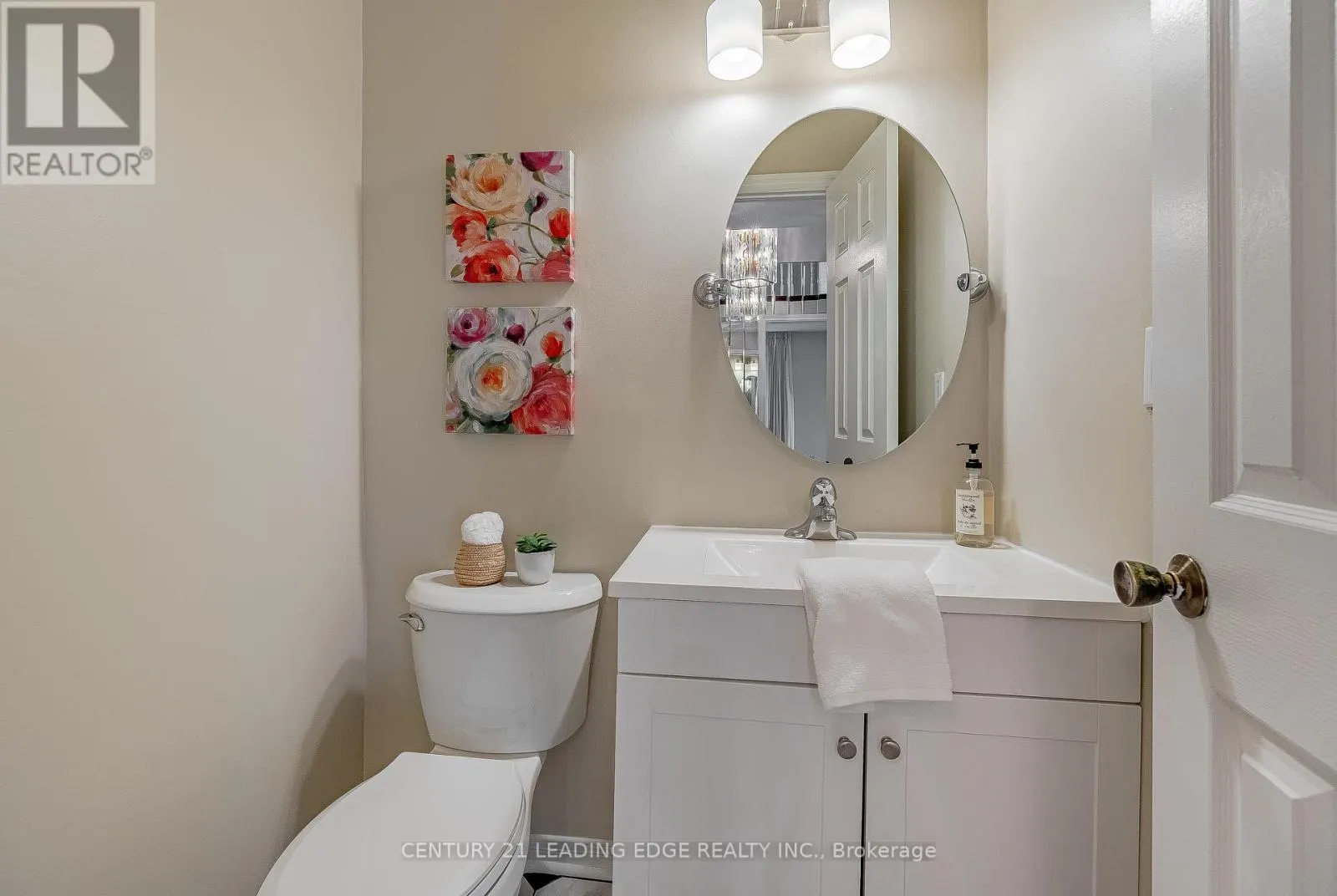 7 DELANCEY CRESCENT