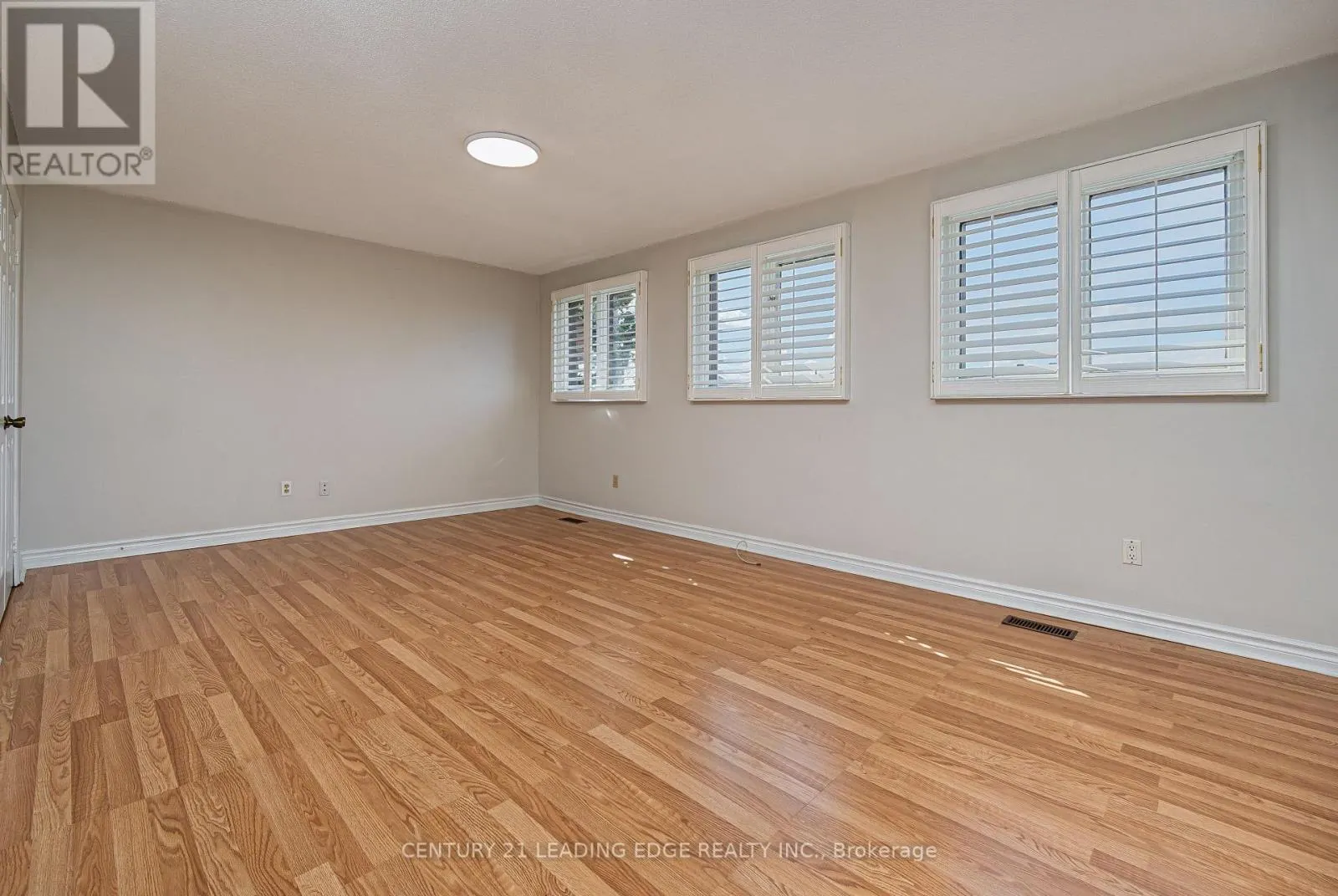 7 DELANCEY CRESCENT