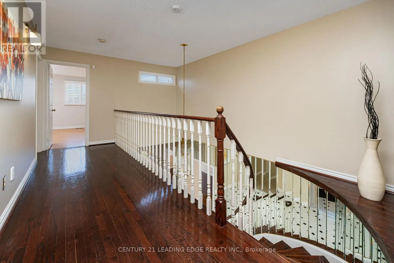 7 DELANCEY CRESCENT