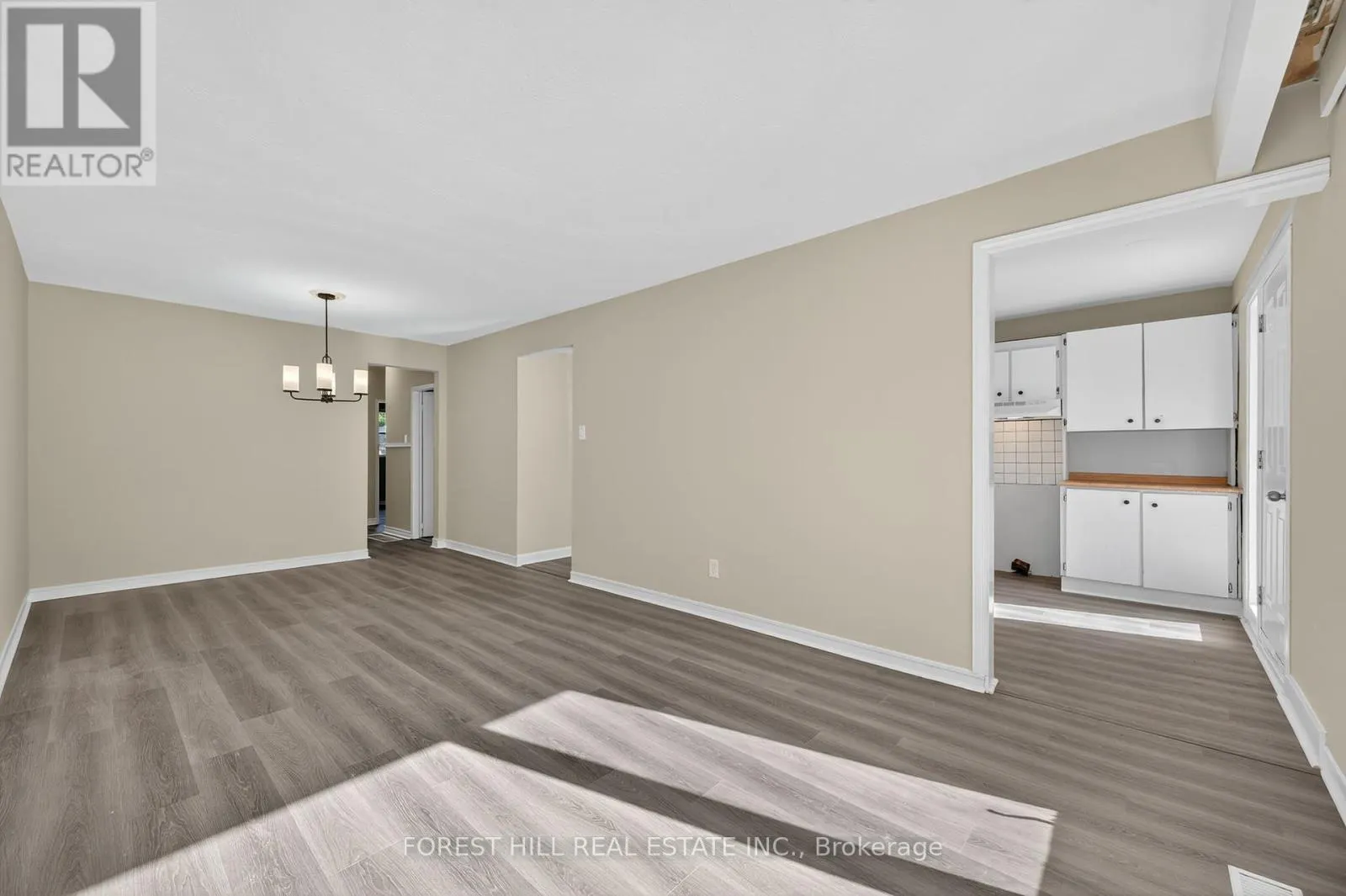 157 SEPTONNE AVENUE
