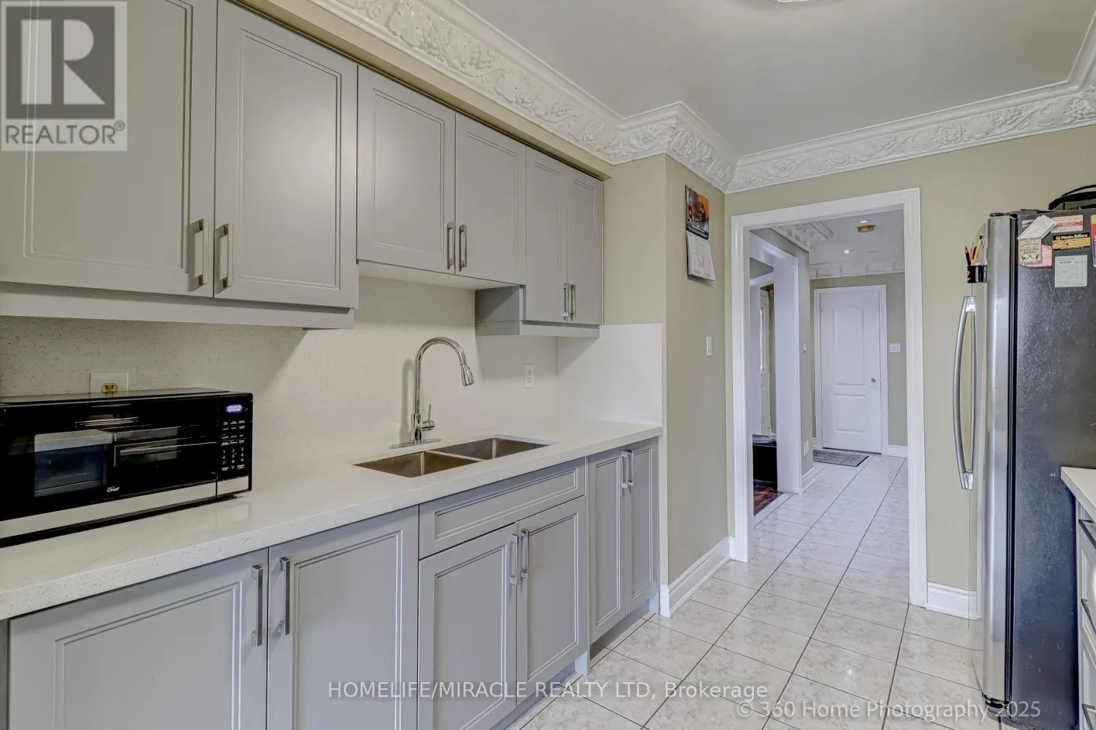 7 CREEKWOOD COURT