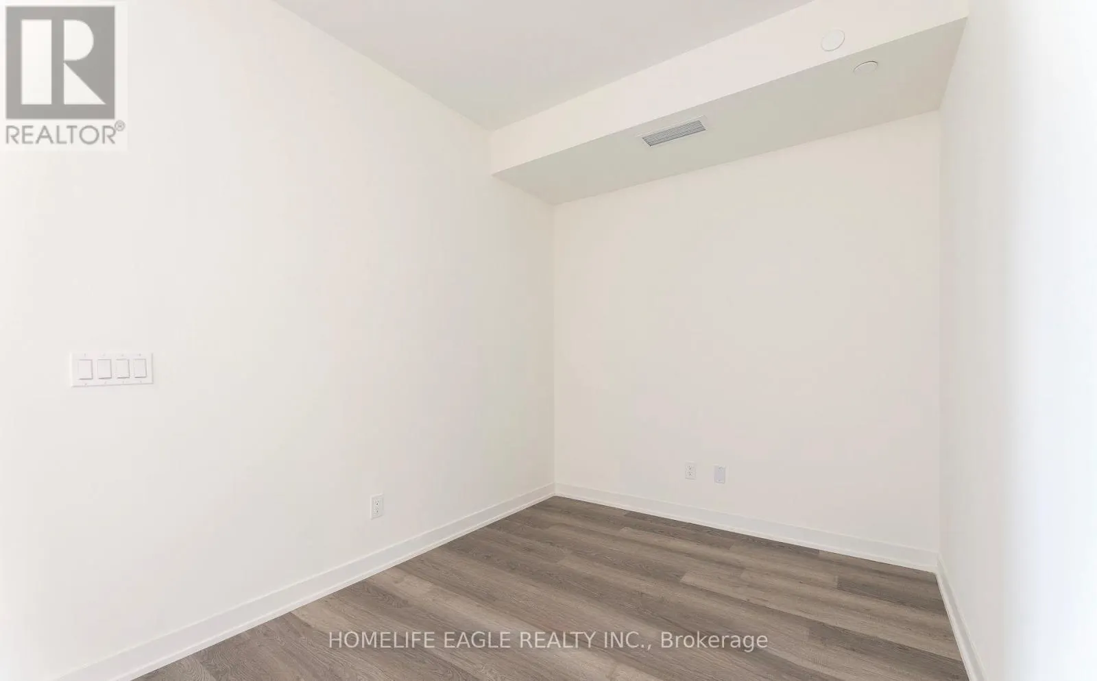 314 - 6 DAVID EYER ROAD