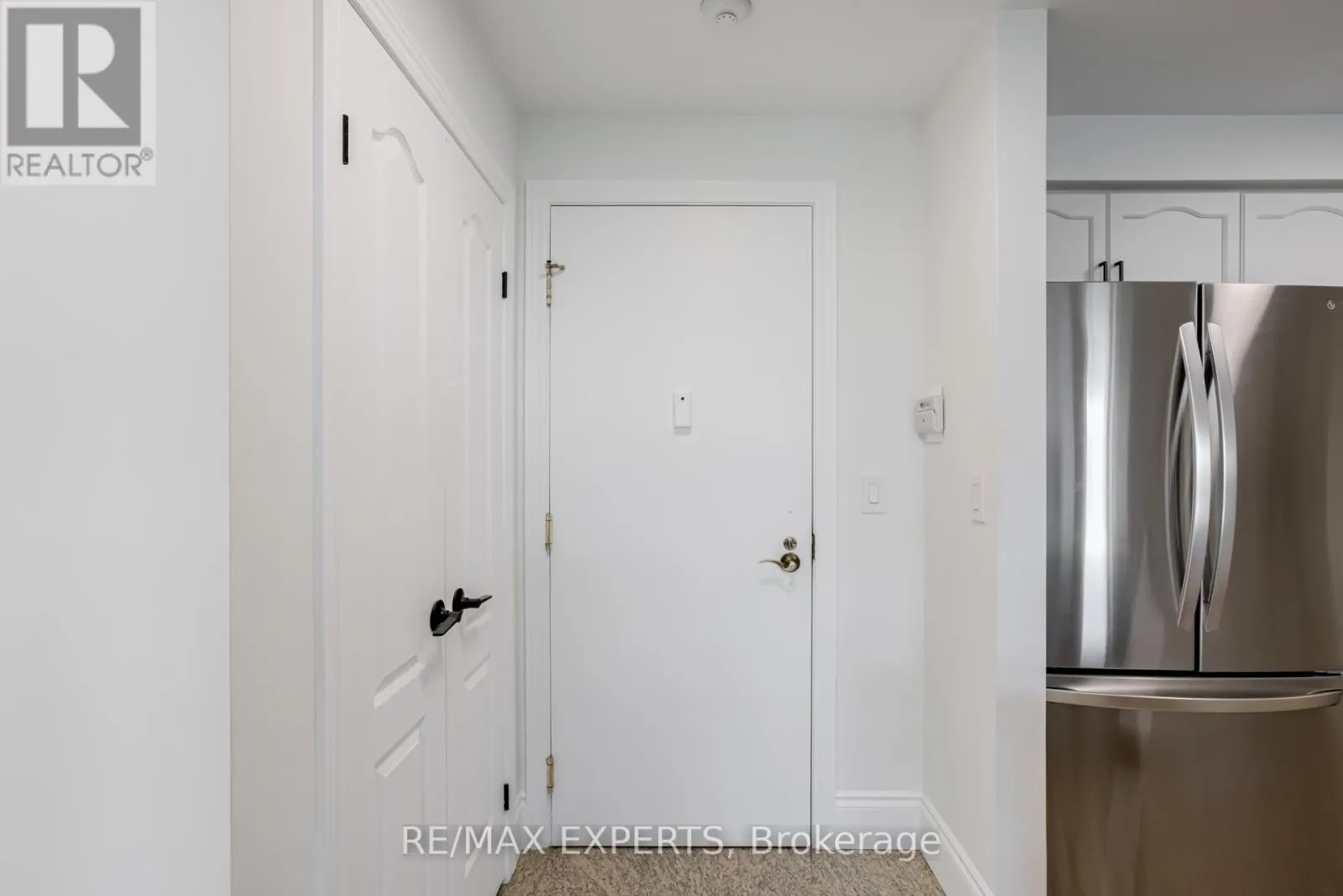 408 - 53 WOODBRIDGE AVENUE N