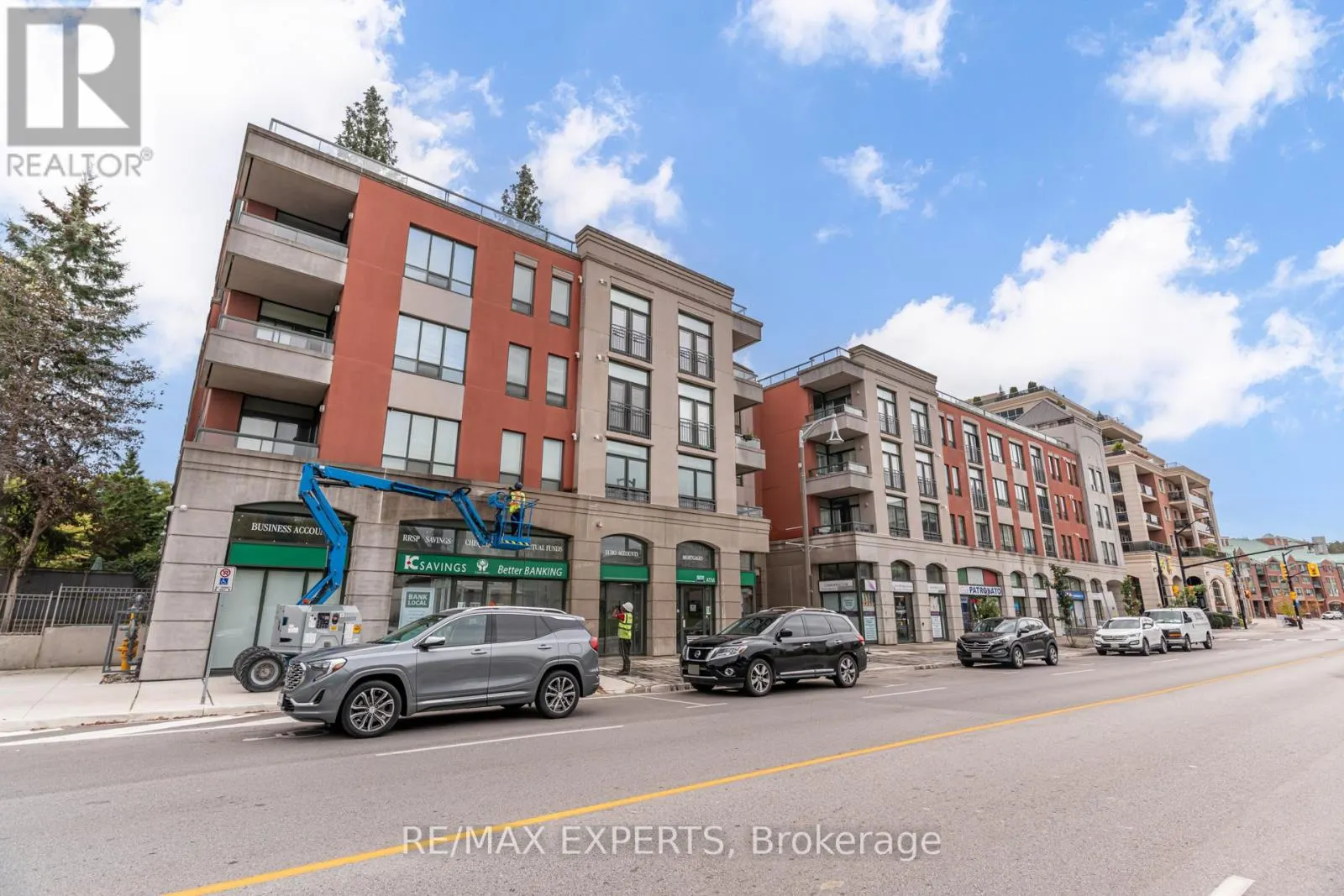 408 - 53 WOODBRIDGE AVENUE N