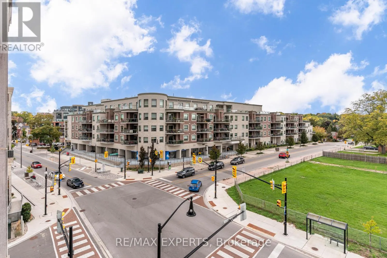 408 - 53 WOODBRIDGE AVENUE N