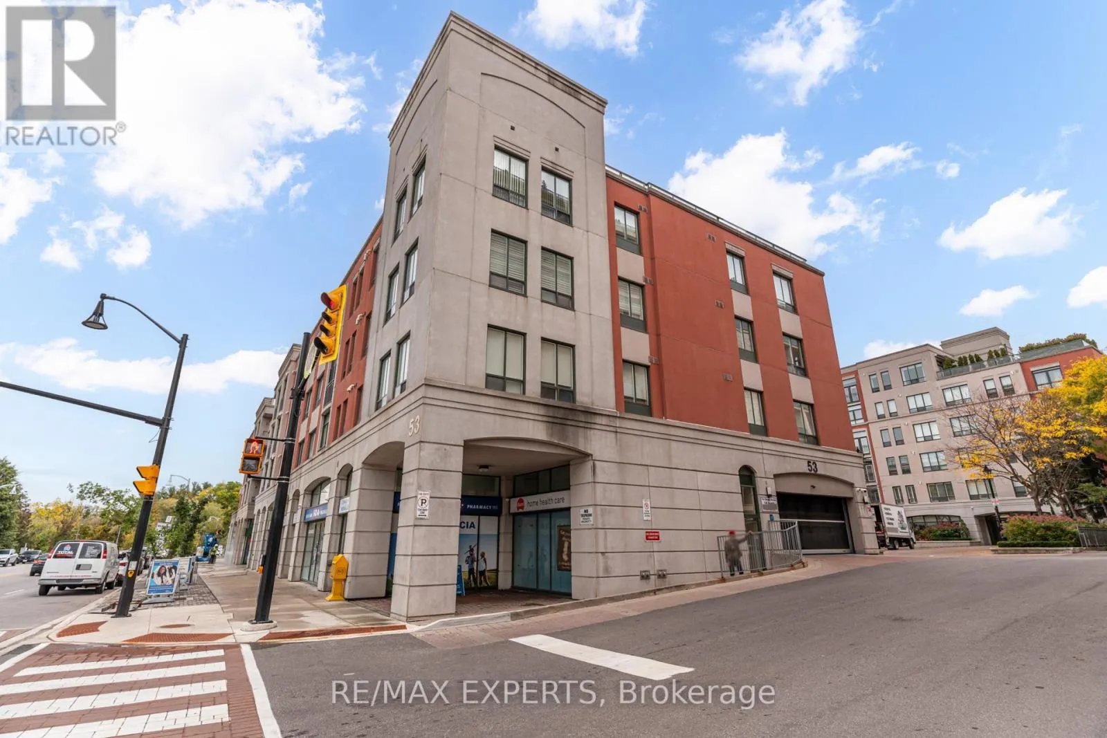 408 - 53 WOODBRIDGE AVENUE N