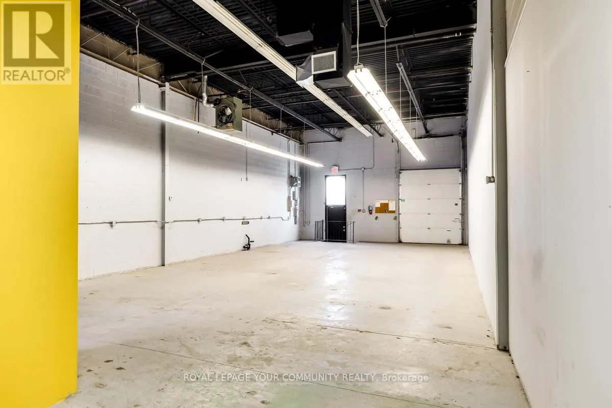 4 - 255 INDUSTRIAL PARKWAY S