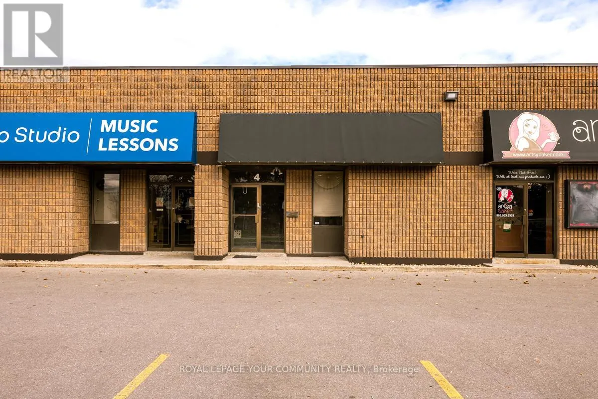 4 - 255 INDUSTRIAL PARKWAY S