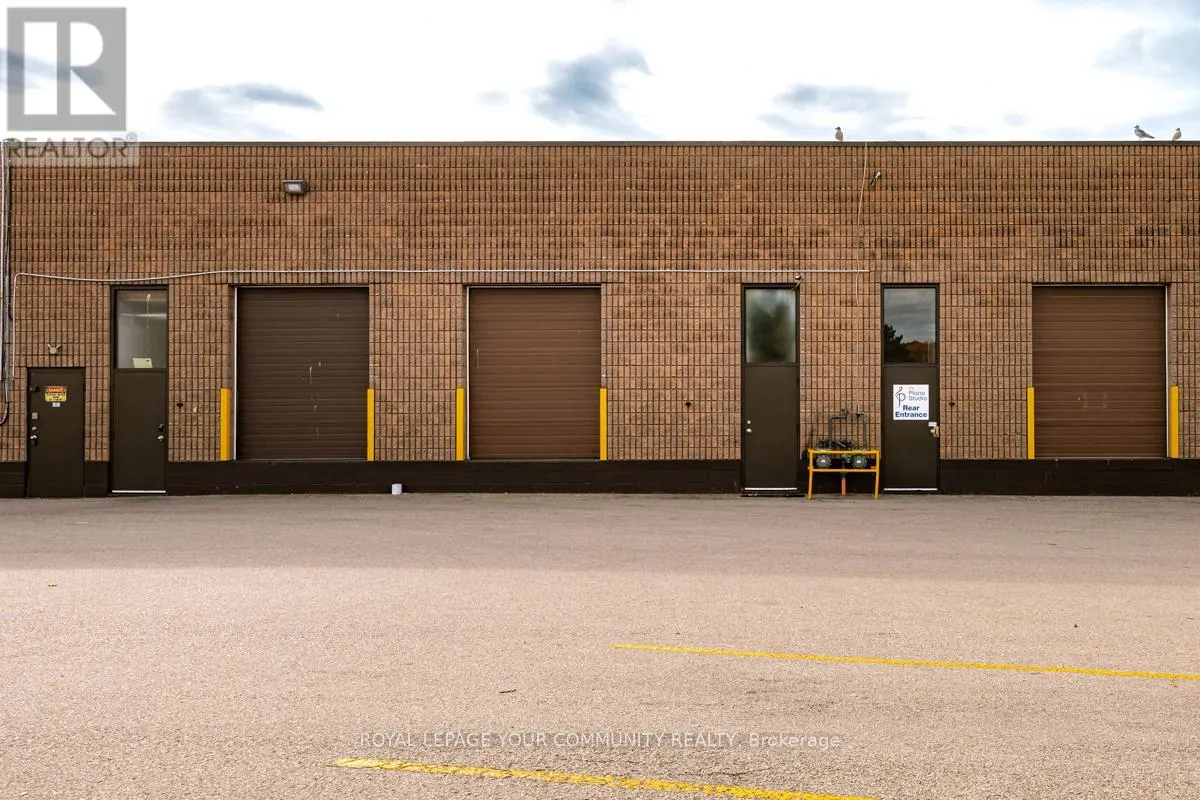 4 - 255 INDUSTRIAL PARKWAY S